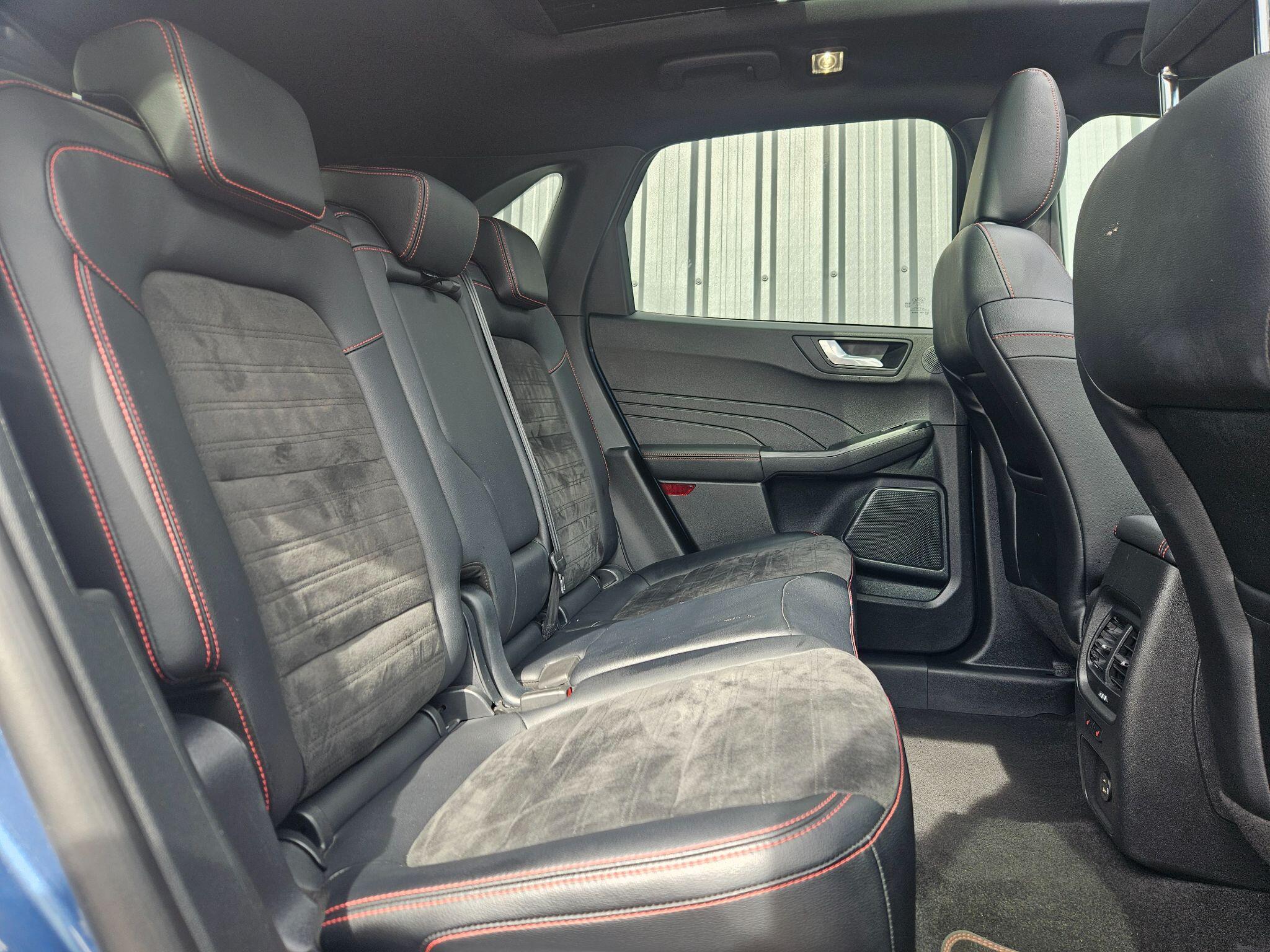 2022 Ford Kuga image 47