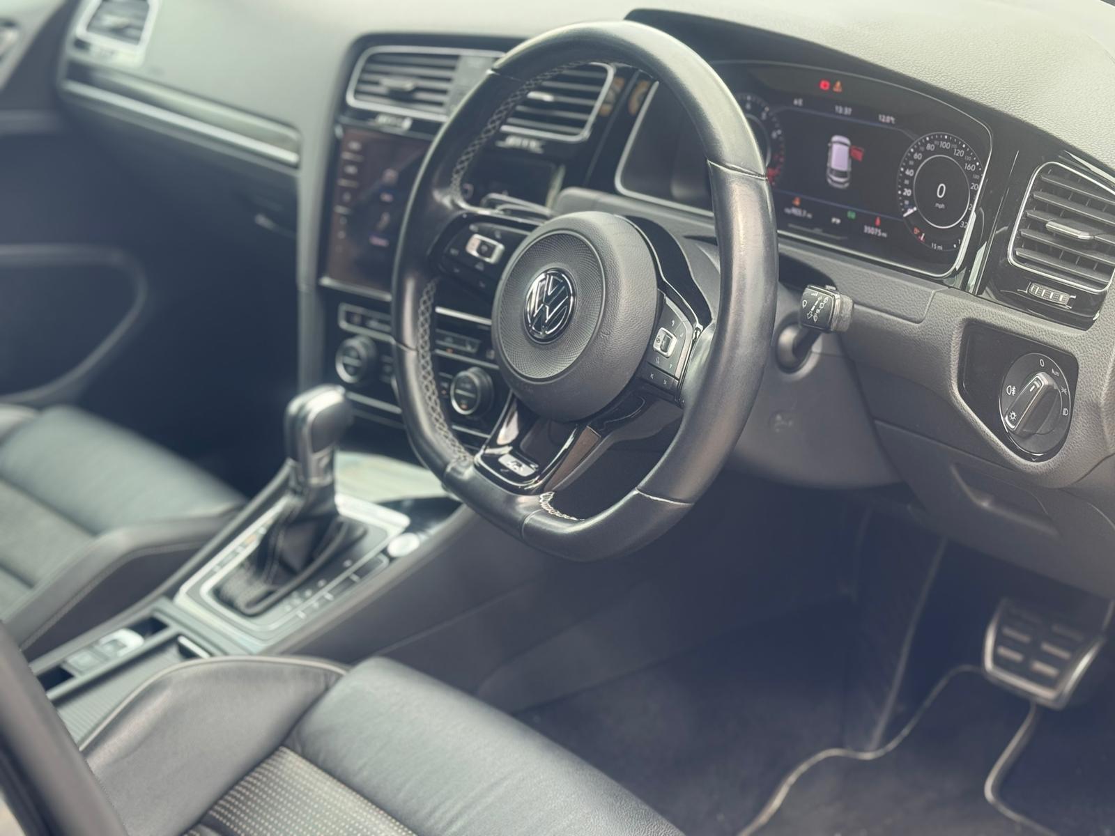 Volkswagen Golf view 15