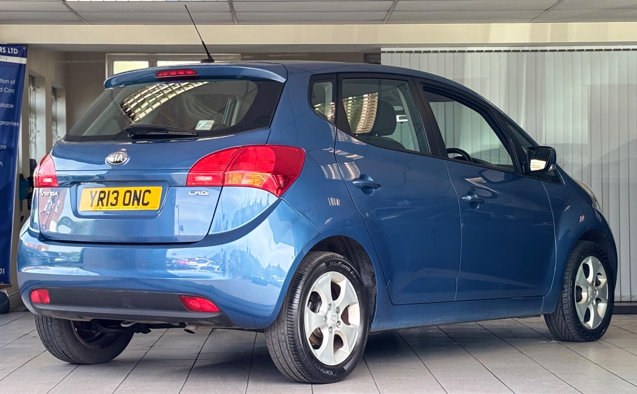 Kia Venga view 8
