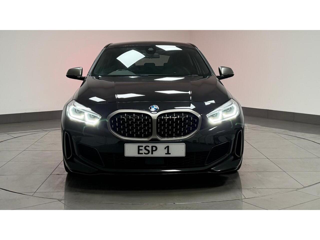BMW 1 Series view 12
