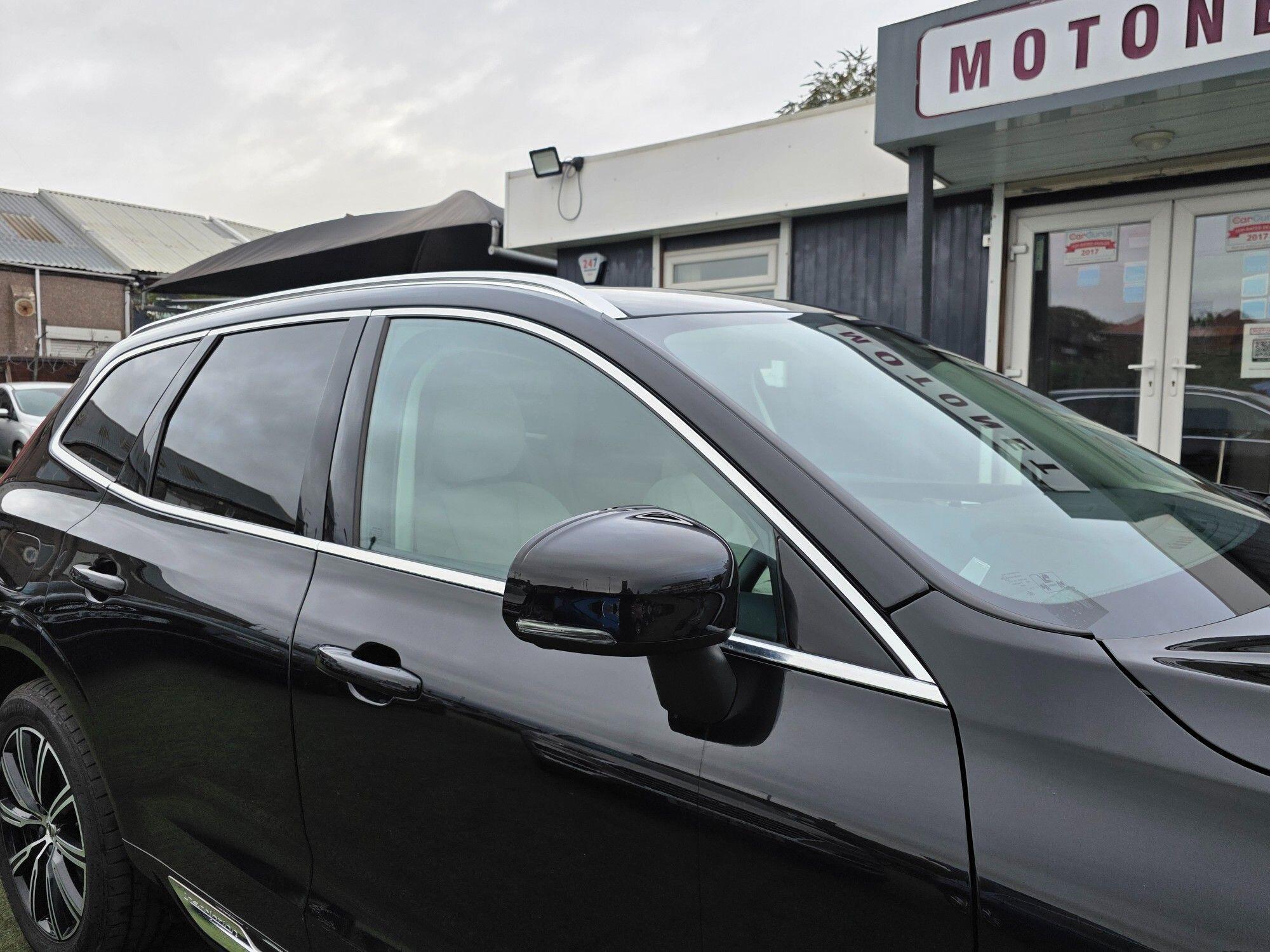 Volvo XC60 view 19