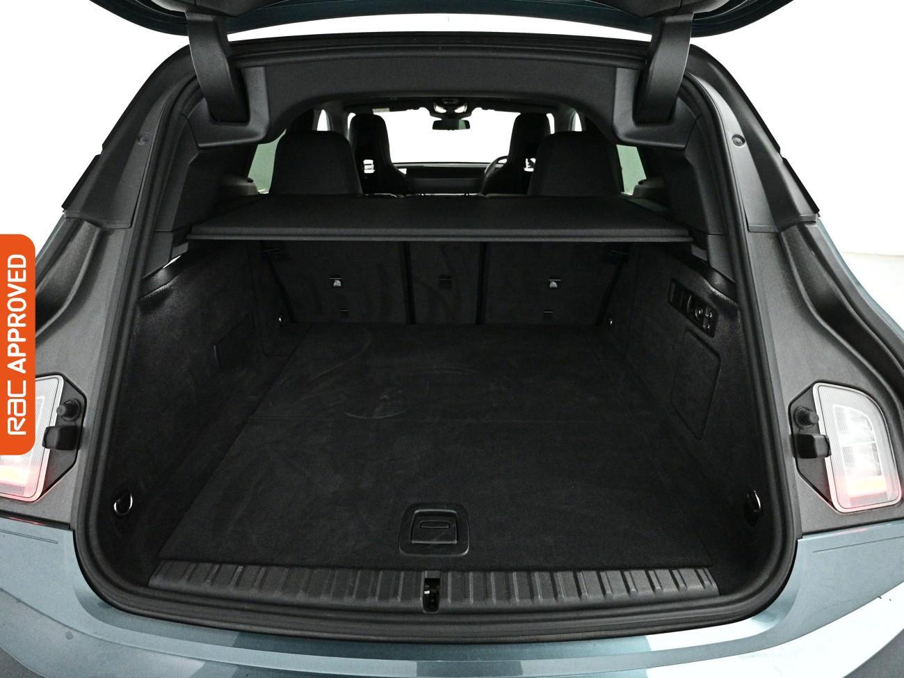 BMW iX view 29