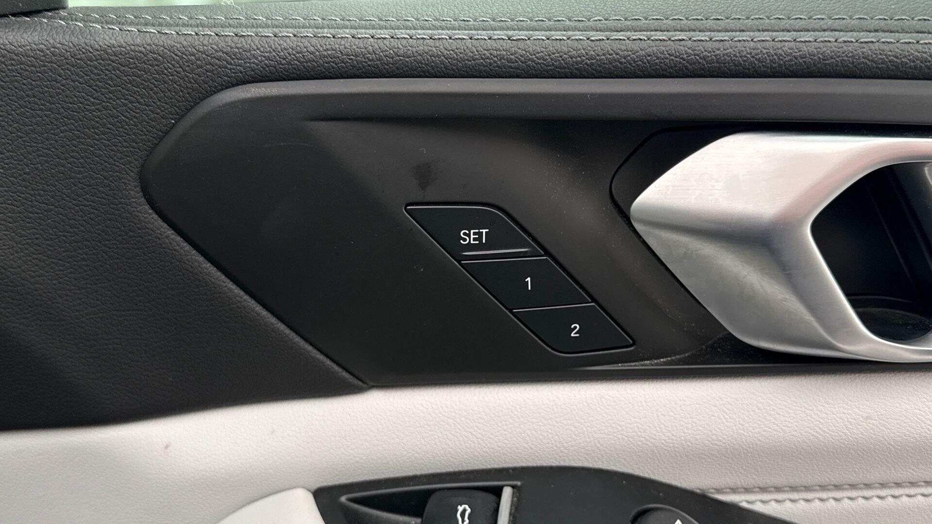 BMW X5 view 30