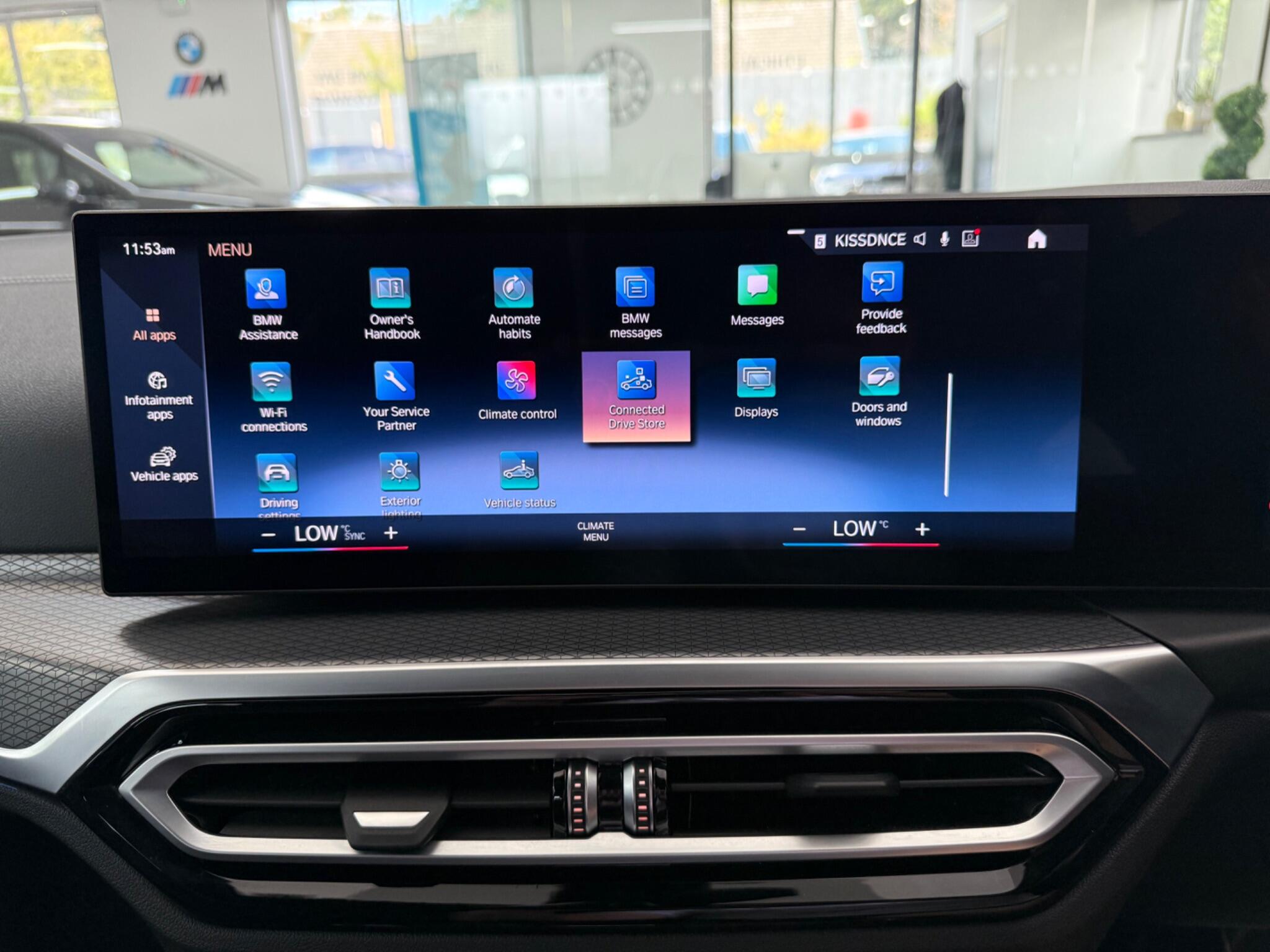 BMW I4 view 11