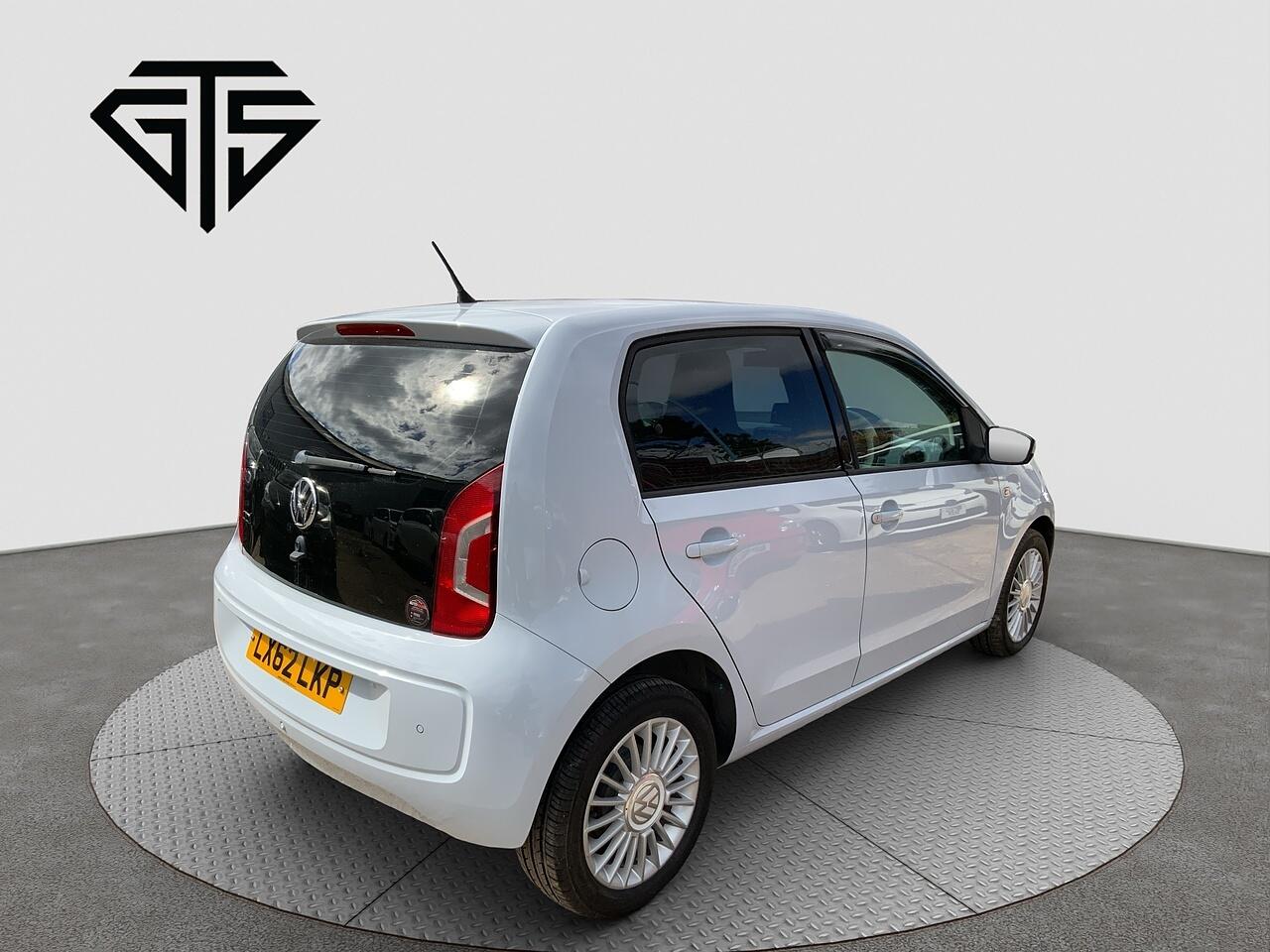 Volkswagen Up! view 3