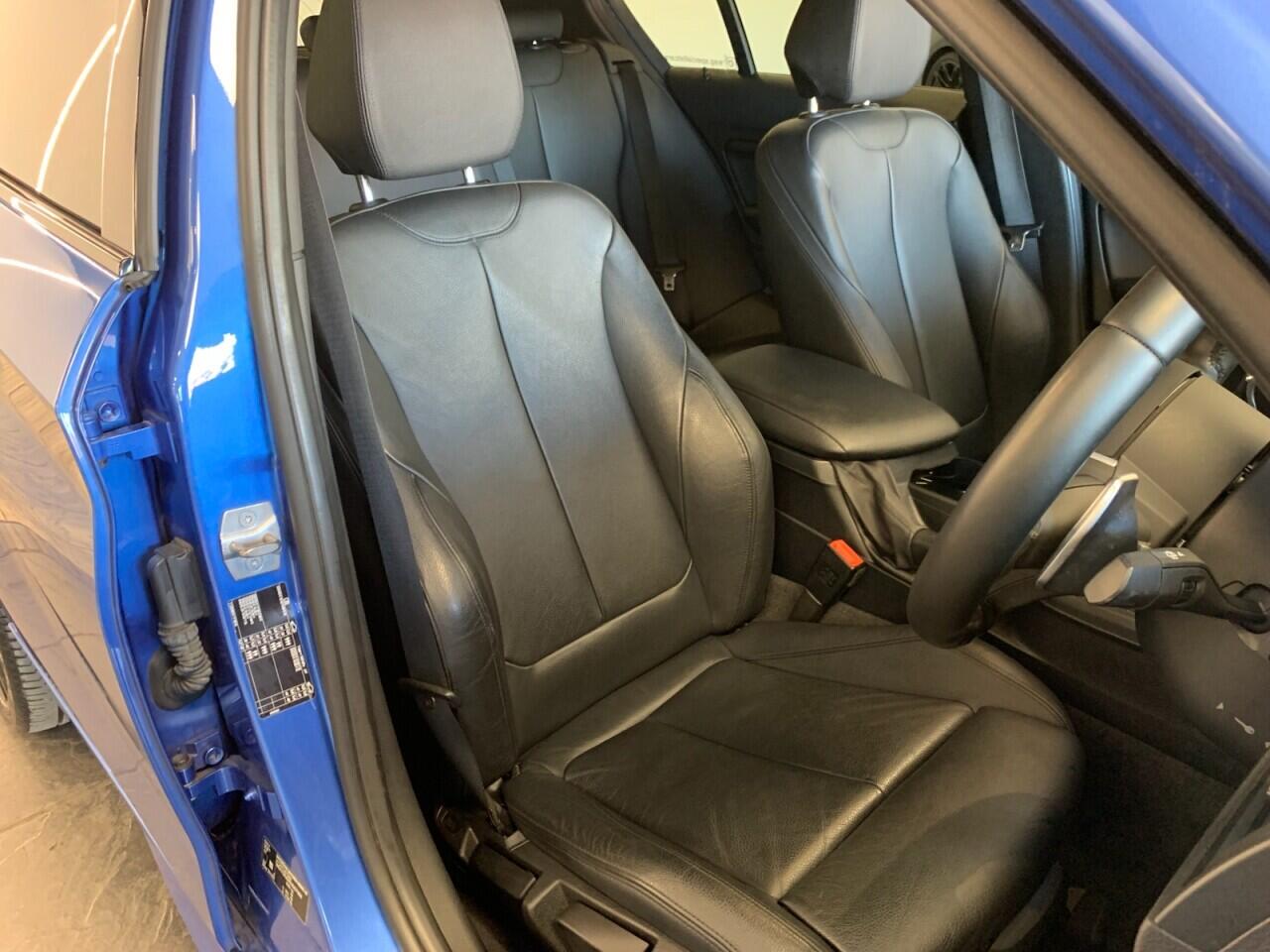 BMW 1 Series view 22