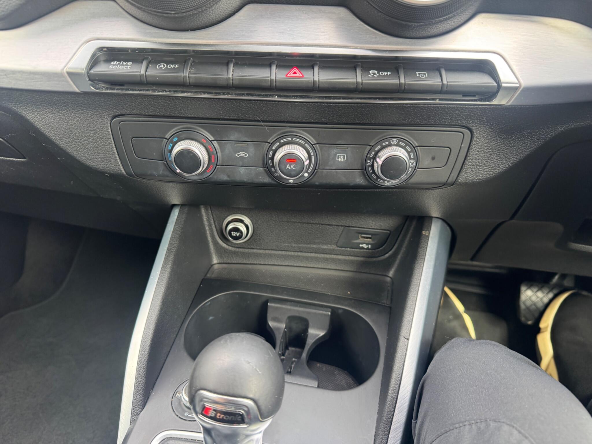 Audi Q2 view 29