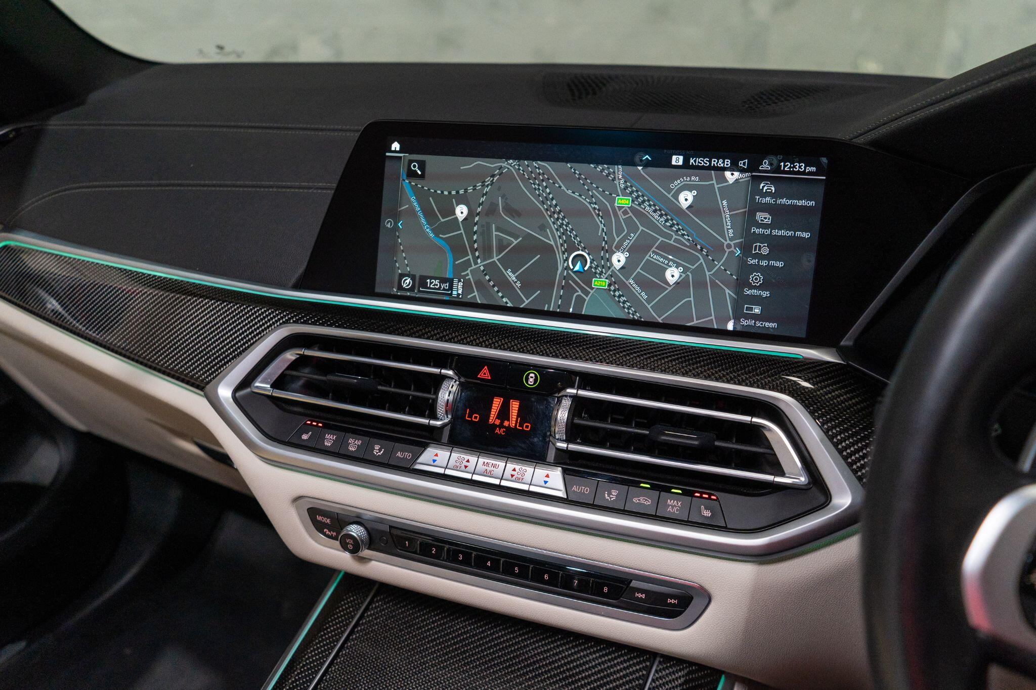 BMW X5 view 20