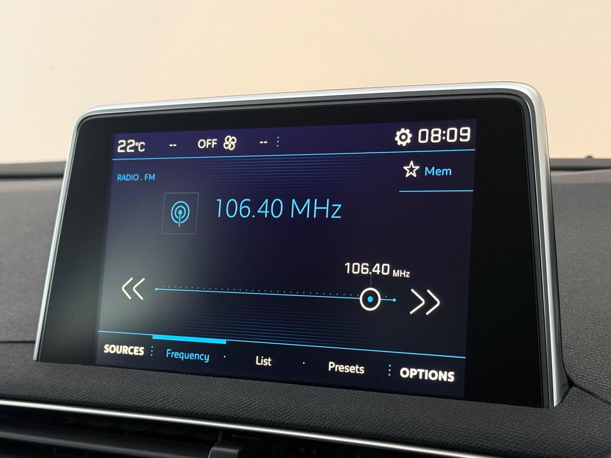 Peugeot 5008 view 20