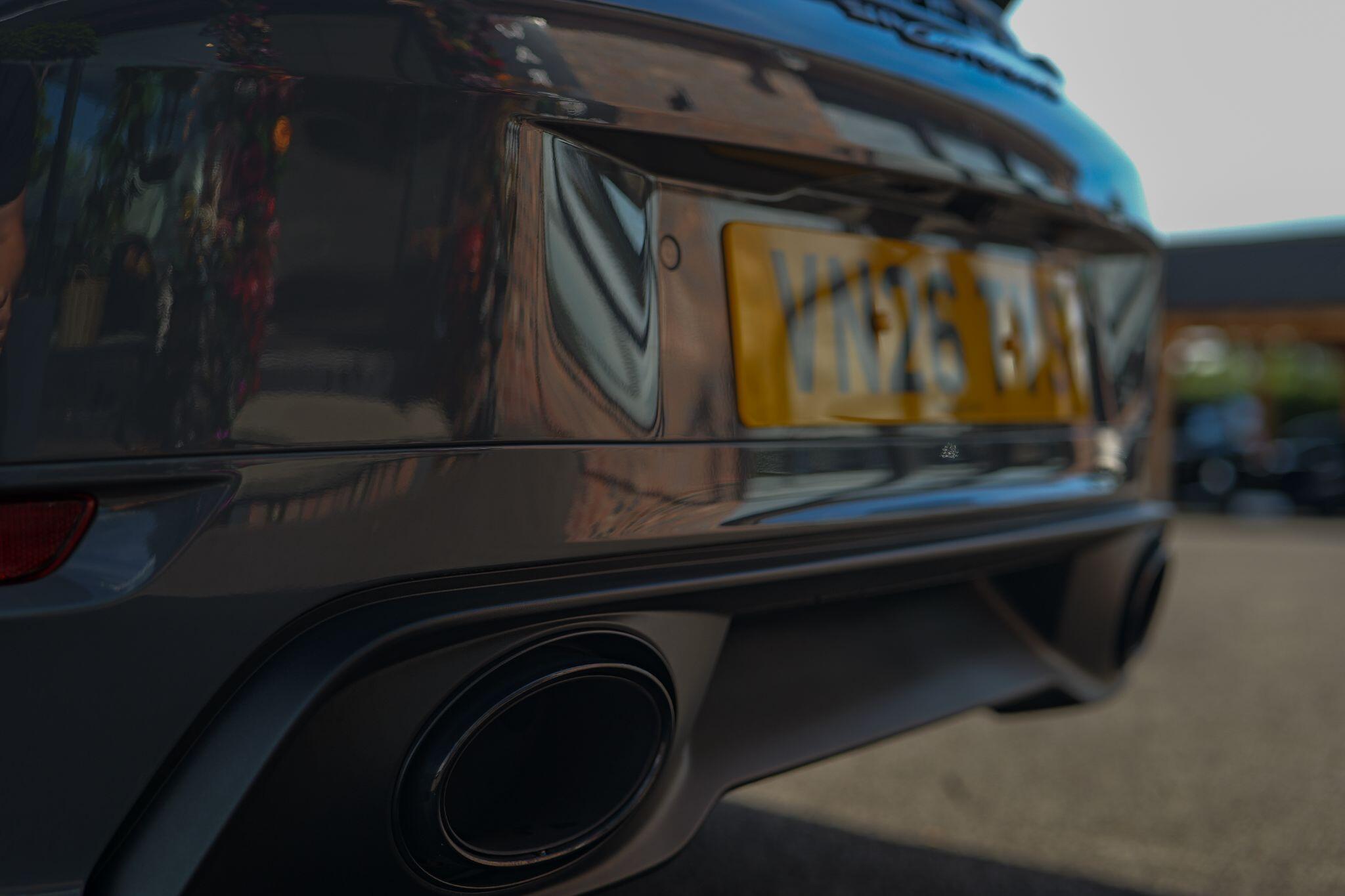 Porsche 911 view 15