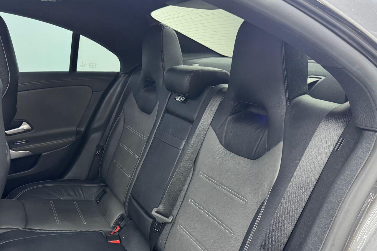 Mercedes-Benz Cla view 47