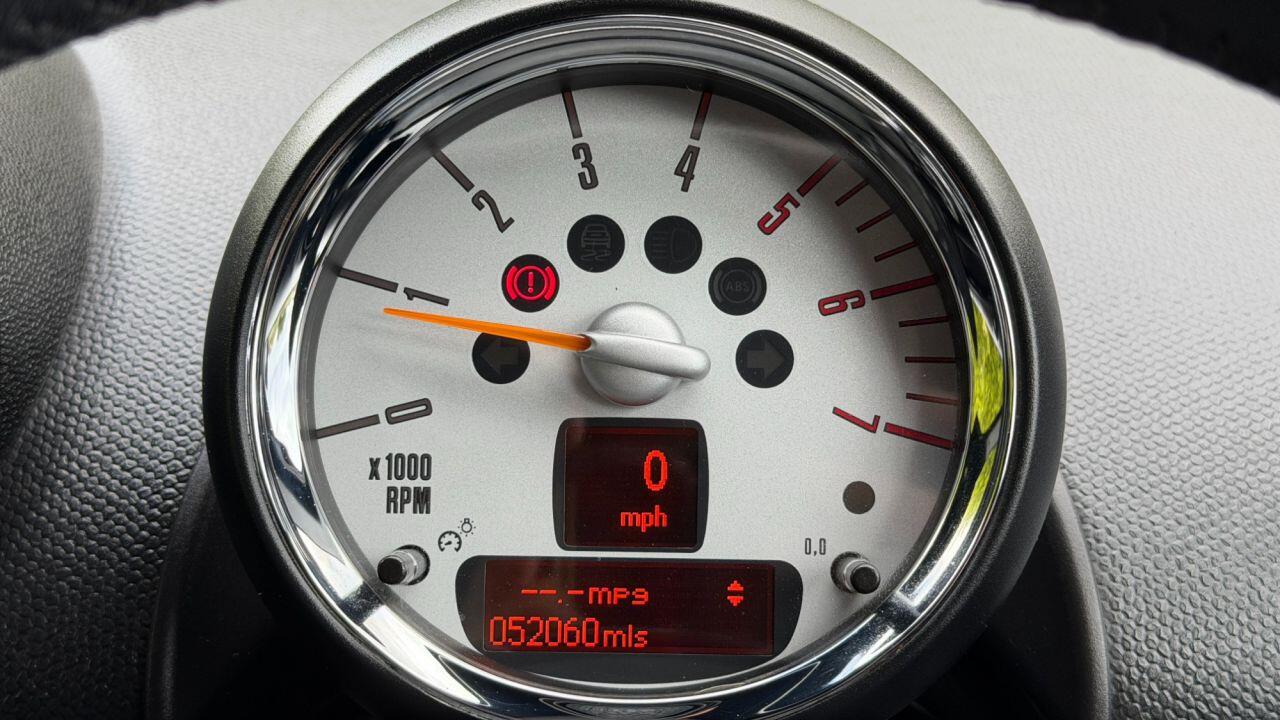 Mini Countryman view 25