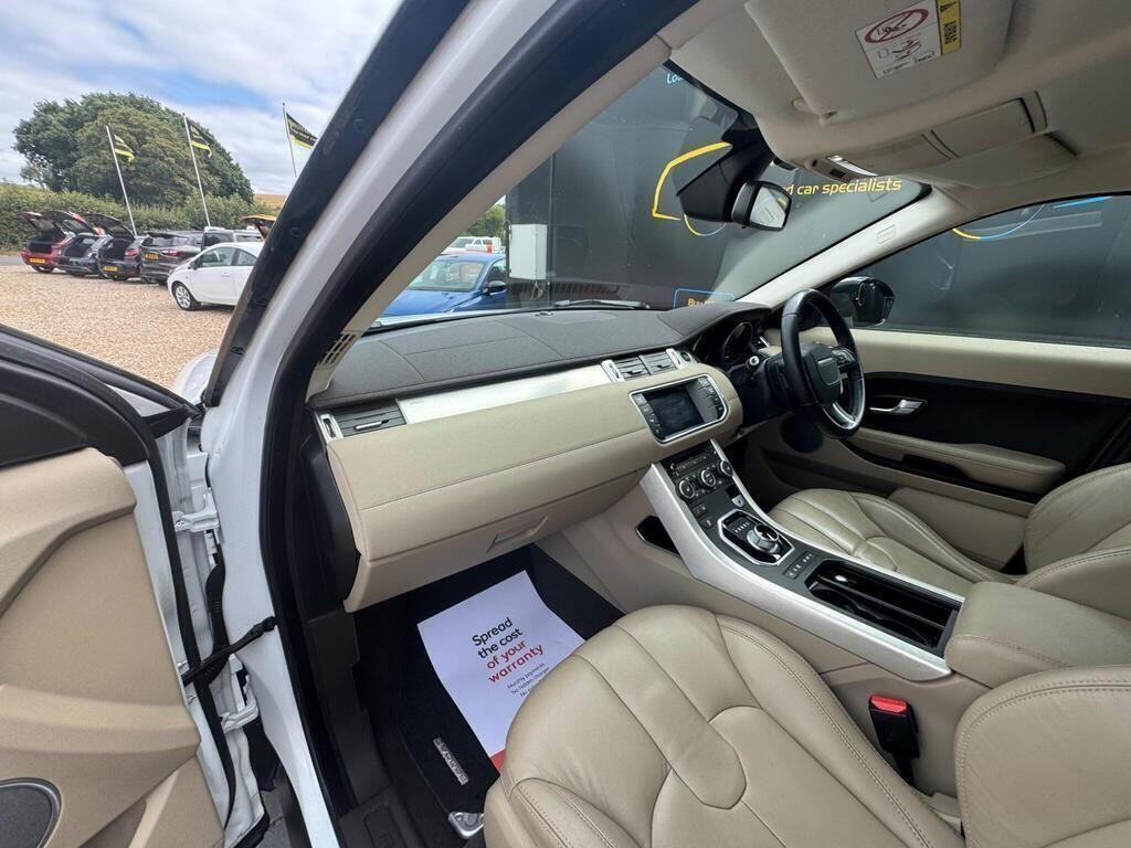 Land Rover Range Rover Evoque view 17