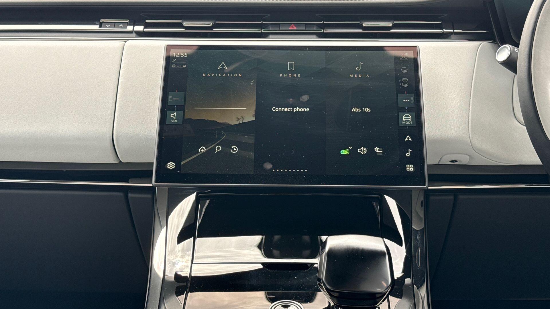 Land Rover Range Rover Sport view 14