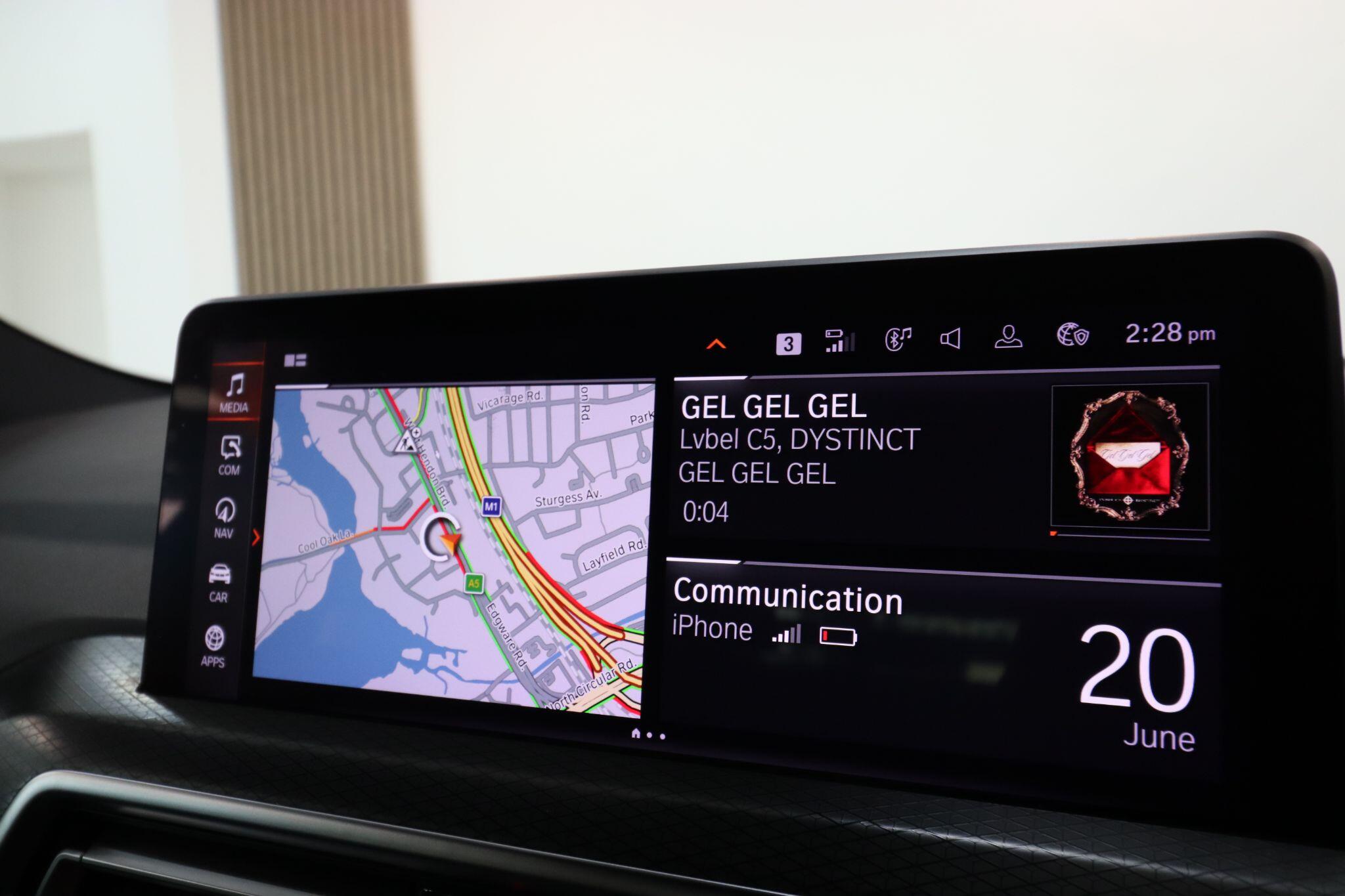 BMW X4 view 21