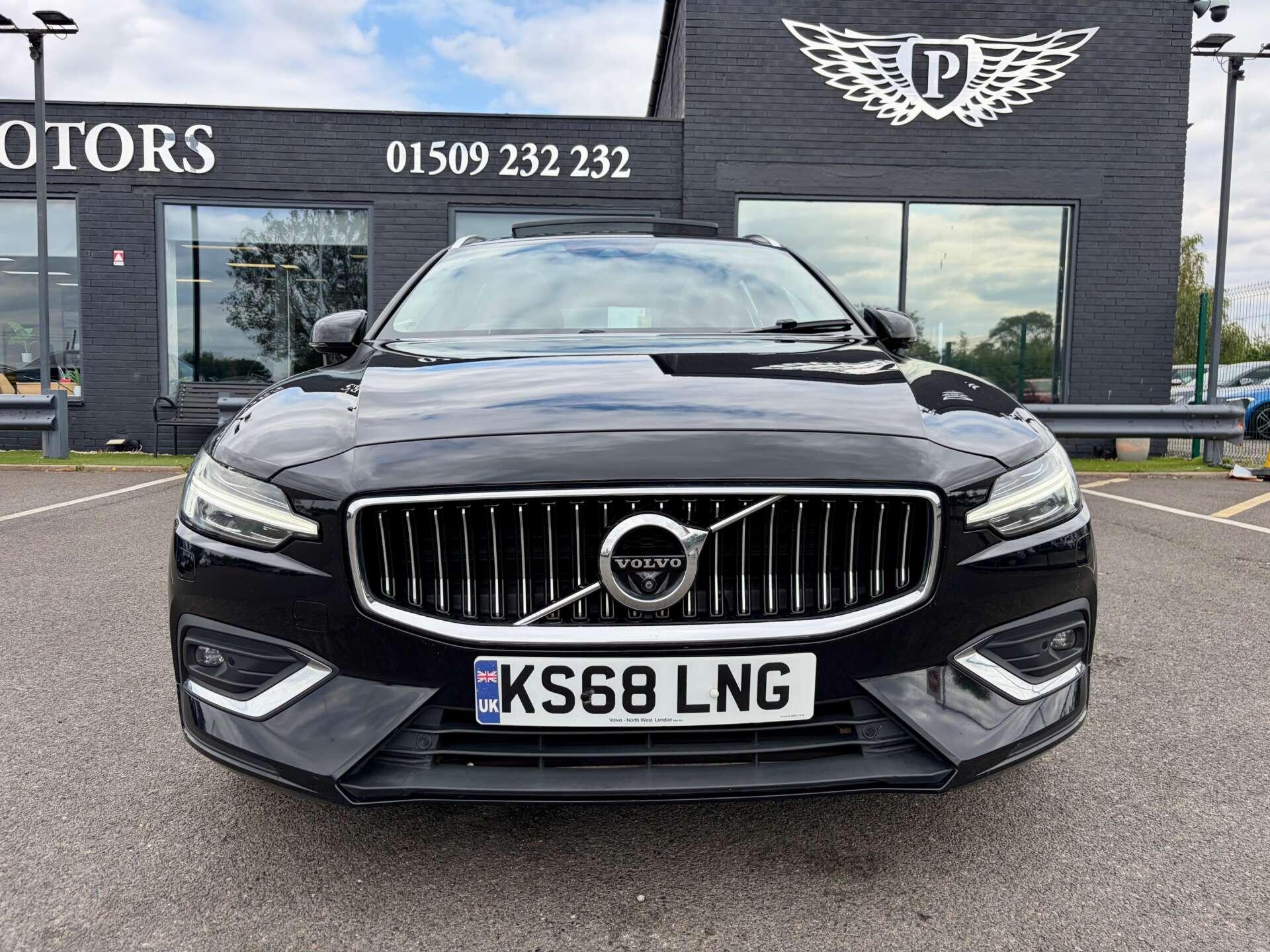 Volvo V60 view 3