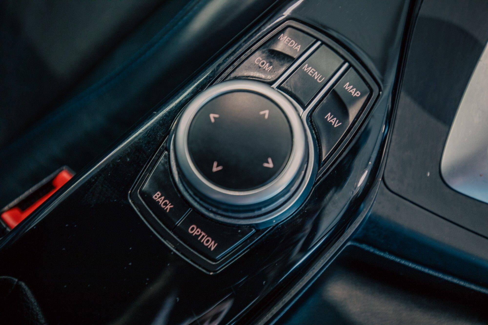 BMW 1 Series view 18