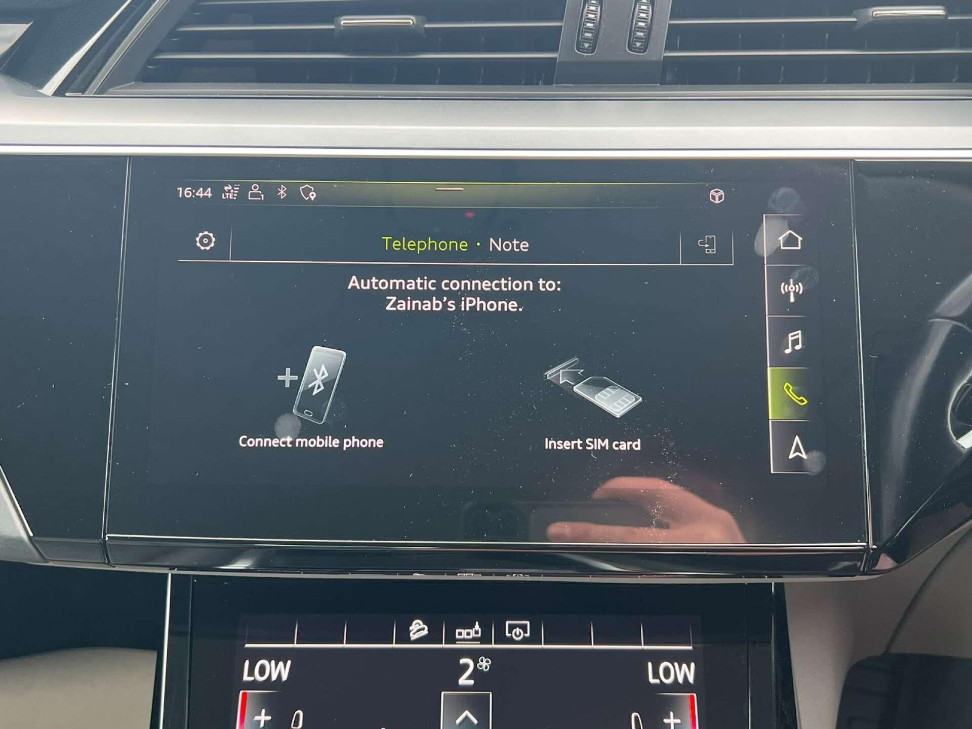 Audi E-Tron view 37