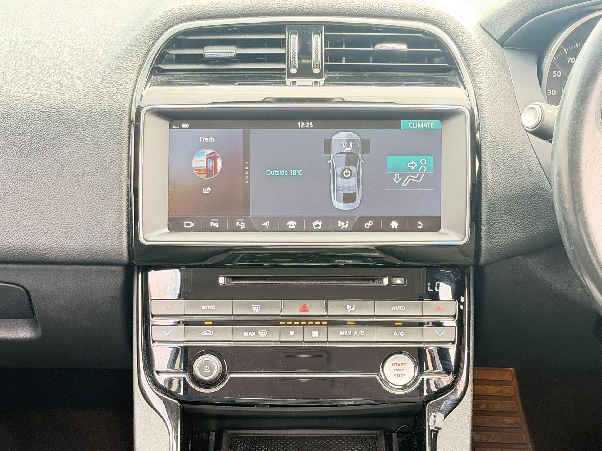 Jaguar XE view 22