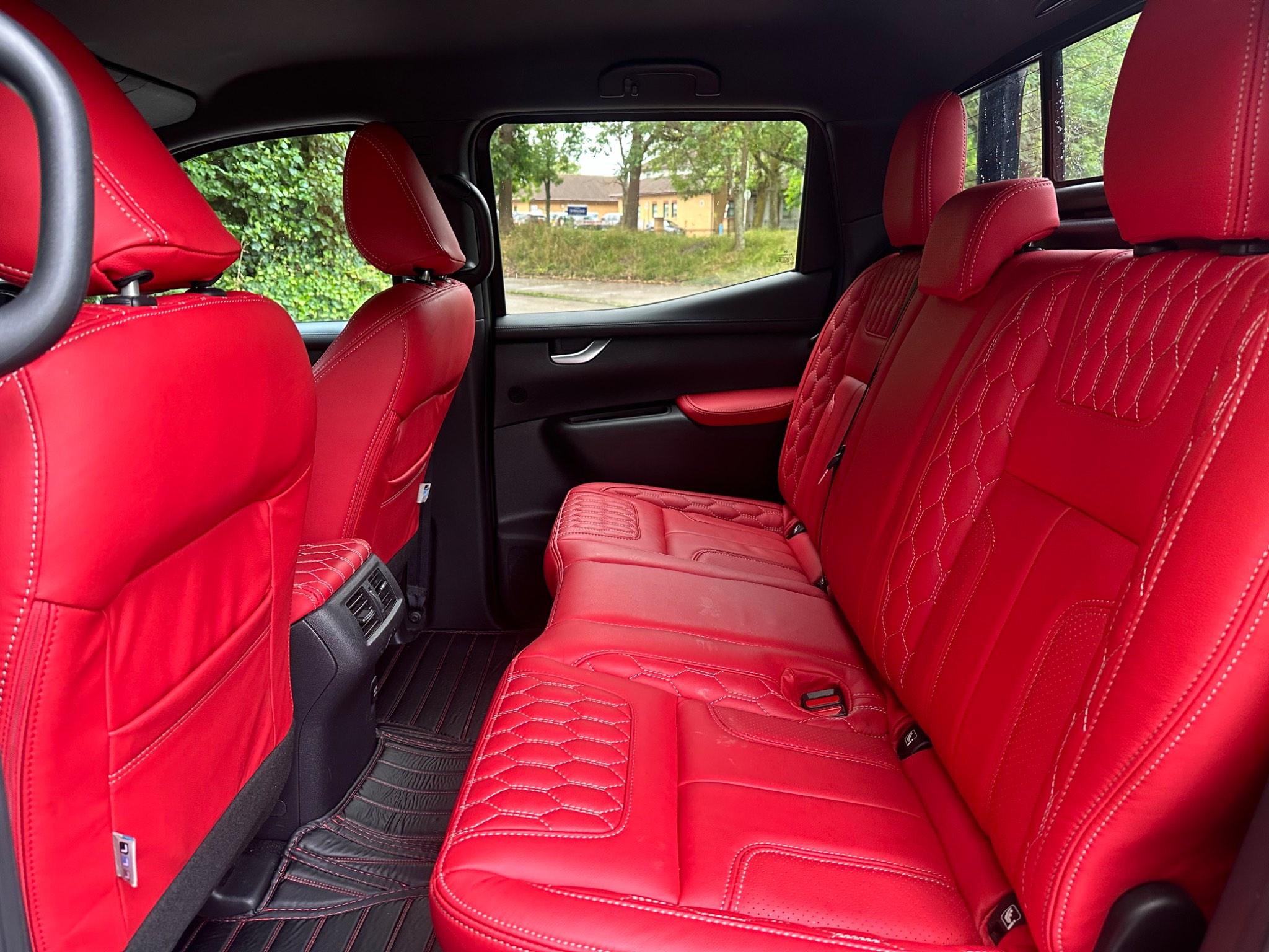Mercedes-Benz X-Class view 18