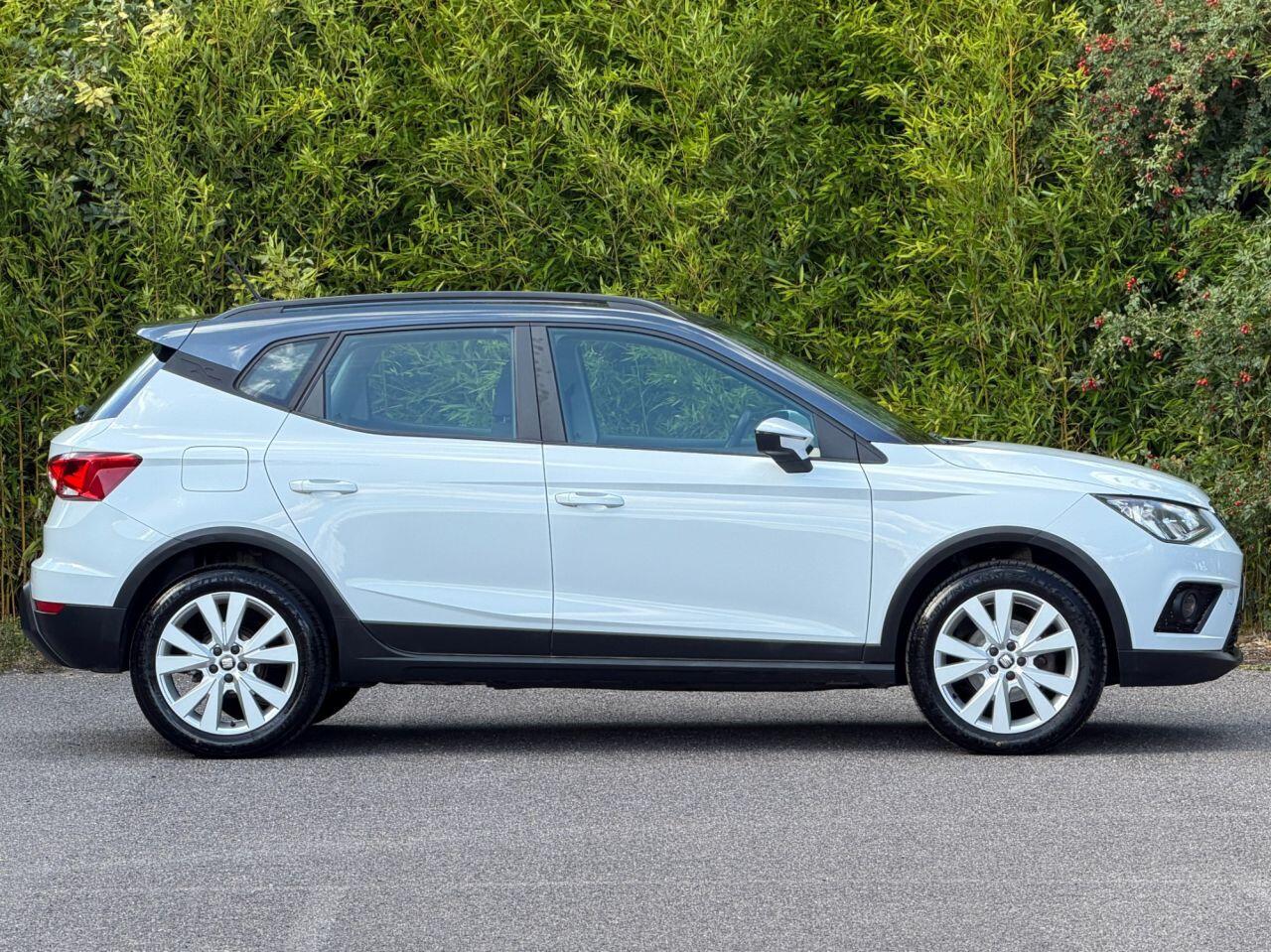 Seat Arona view 3