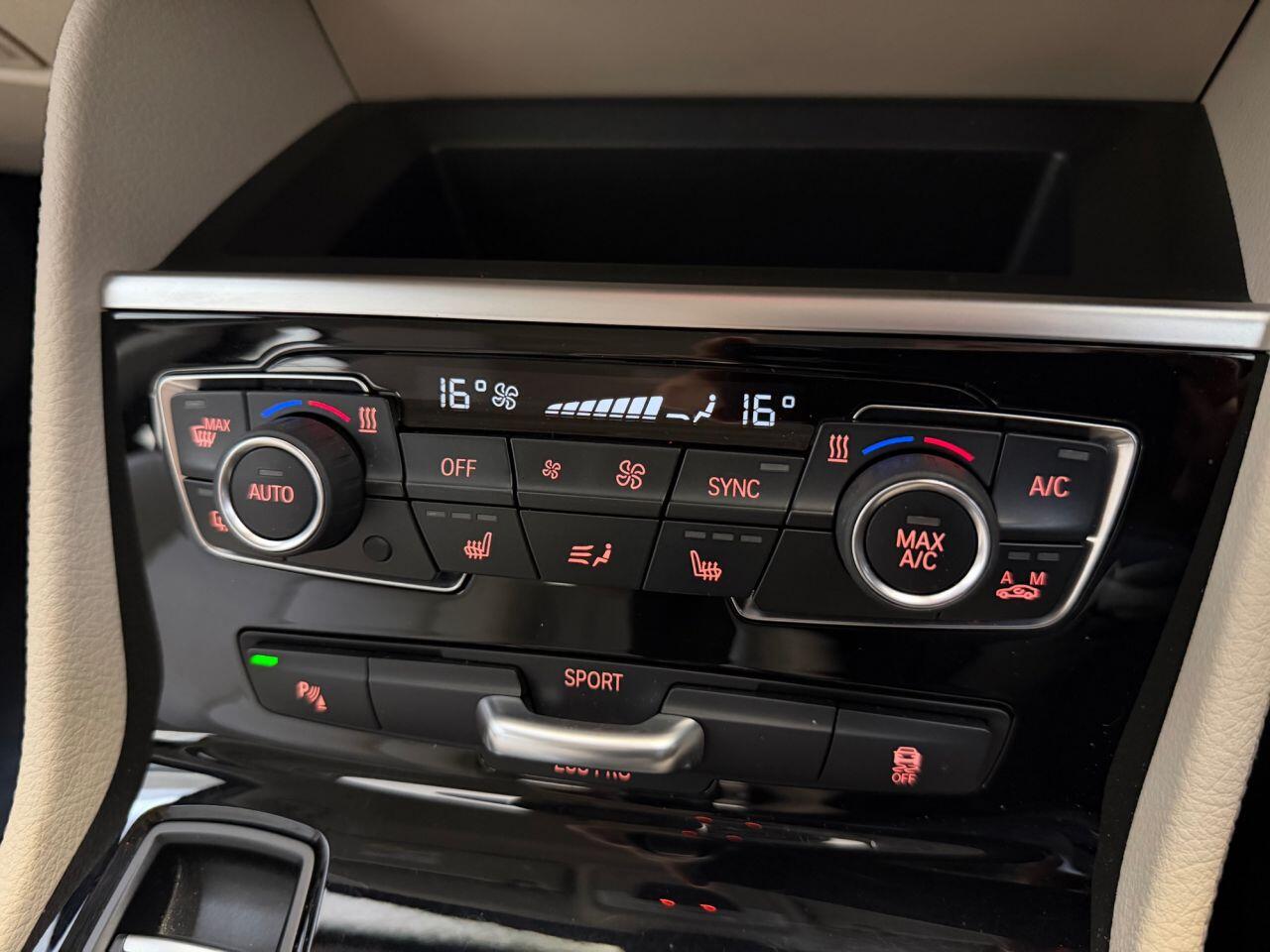 BMW 2 Series Active Tourer view 22
