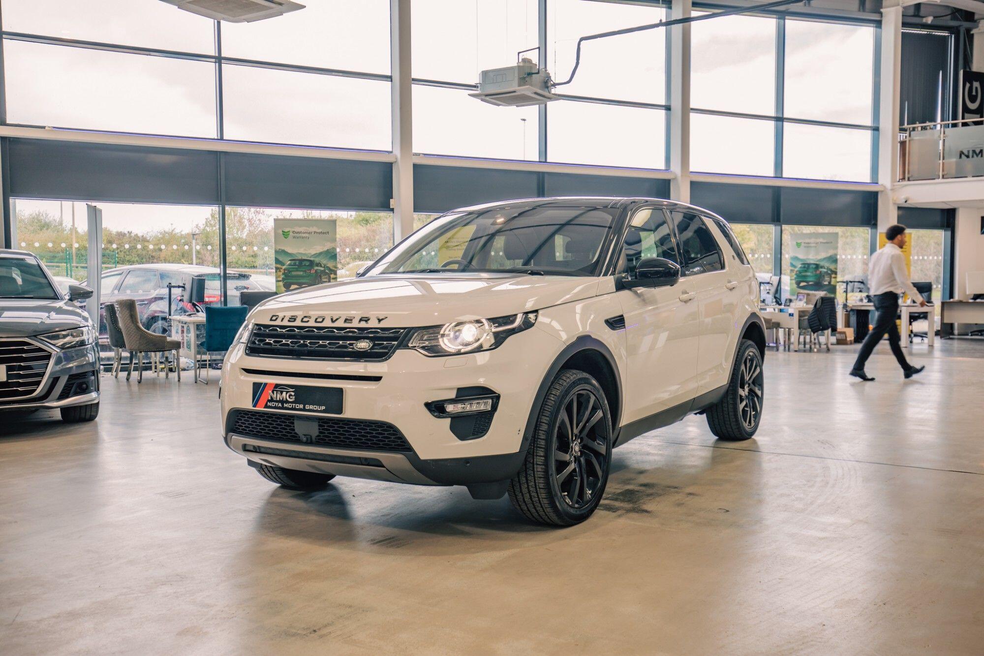 Land Rover Discovery Sport view 23