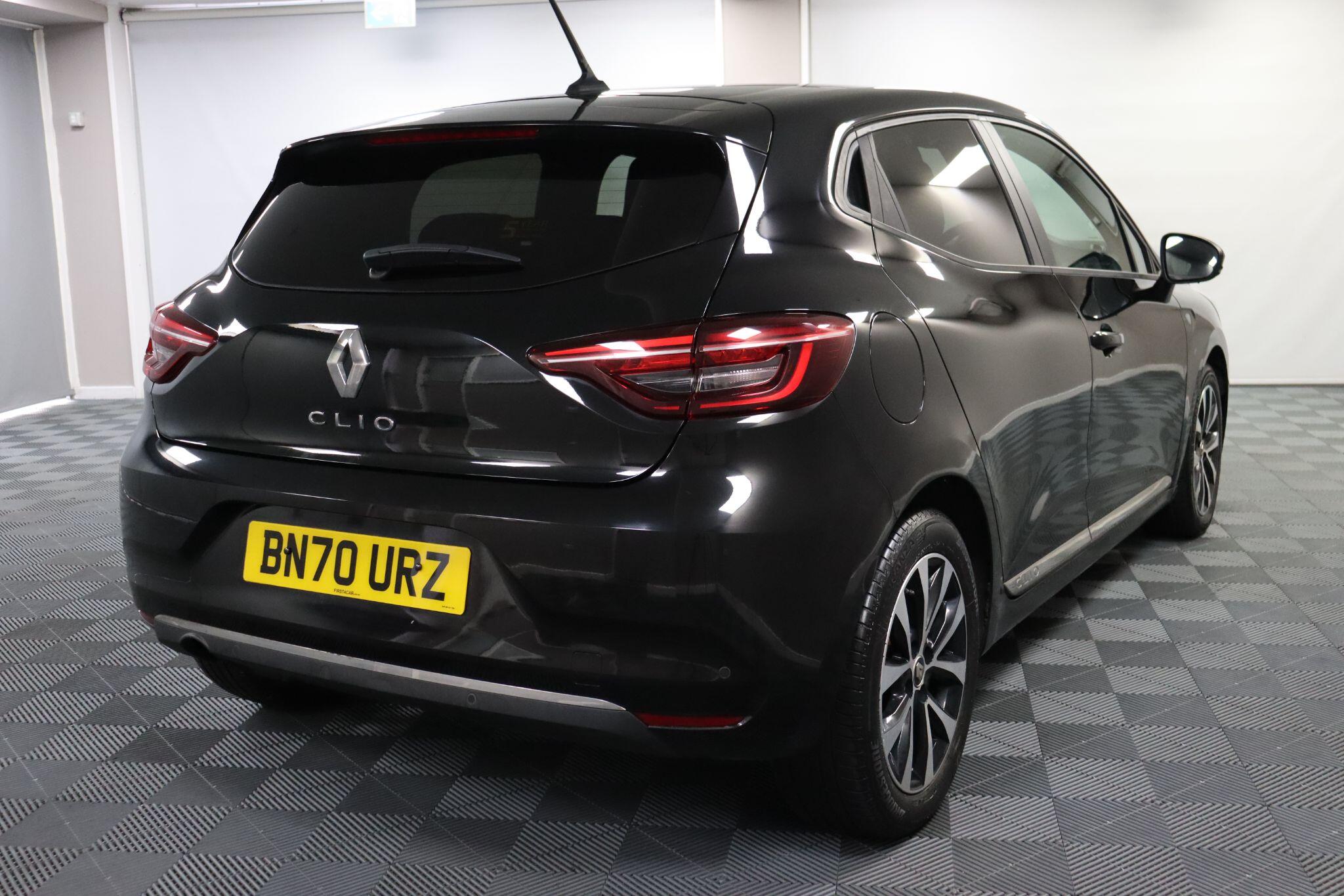 Renault Clio view 22