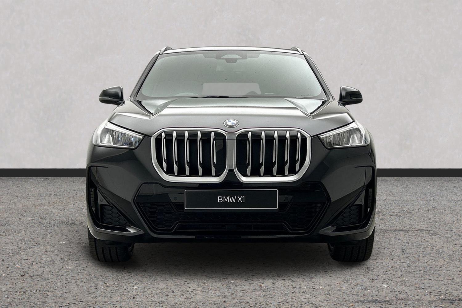 BMW X1 view 16