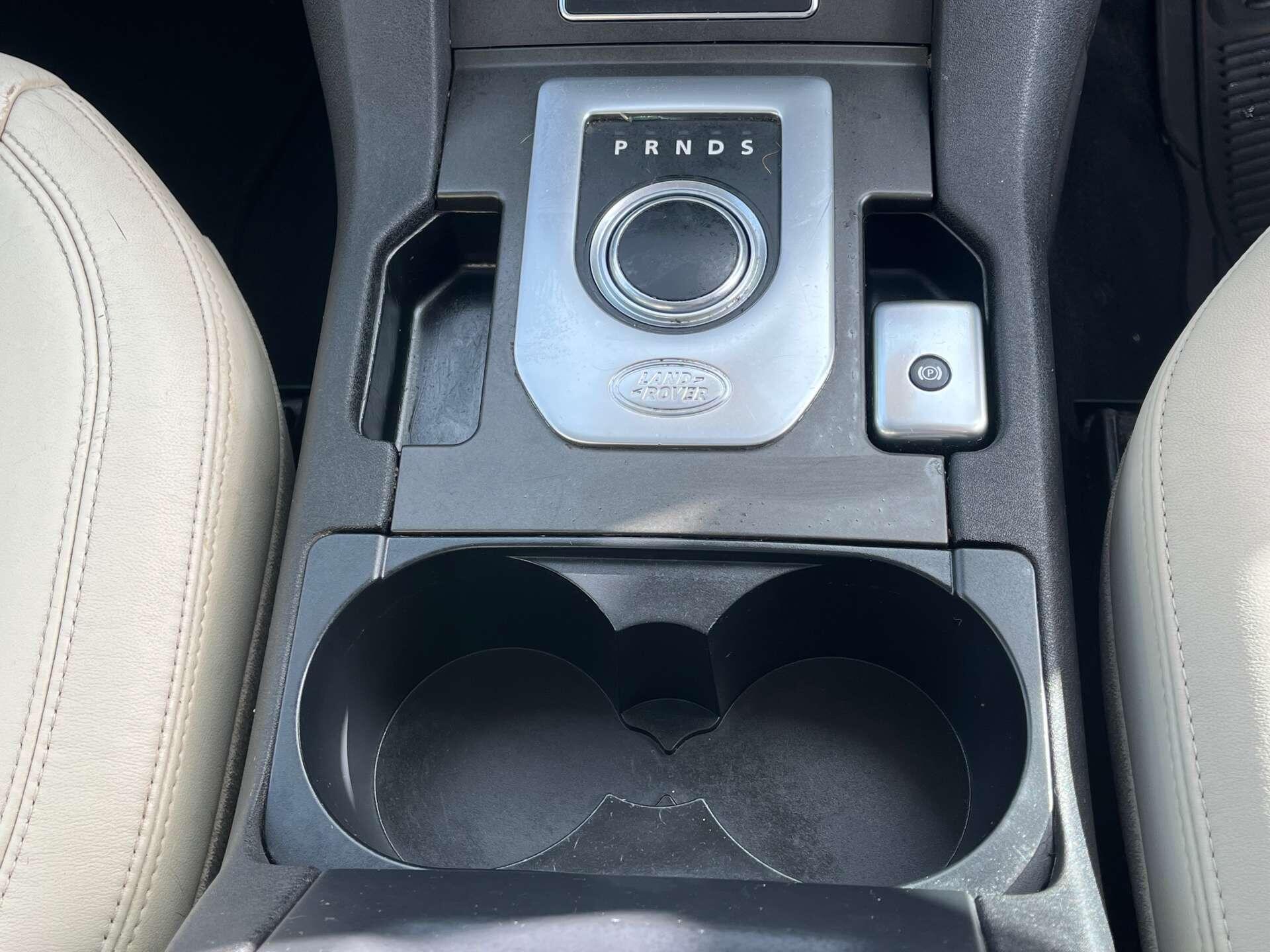 Land Rover Discovery view 25