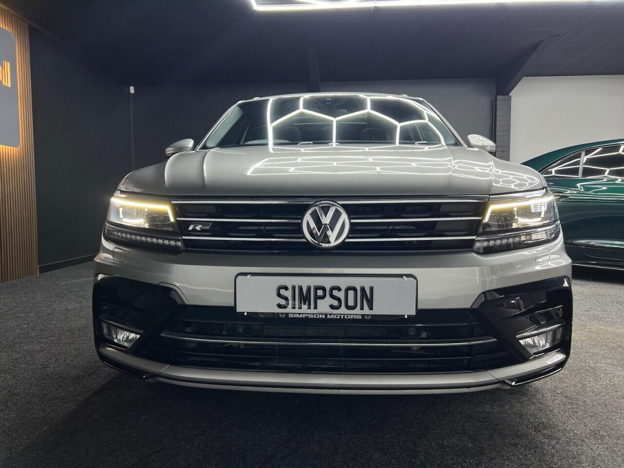 Volkswagen Tiguan view 21