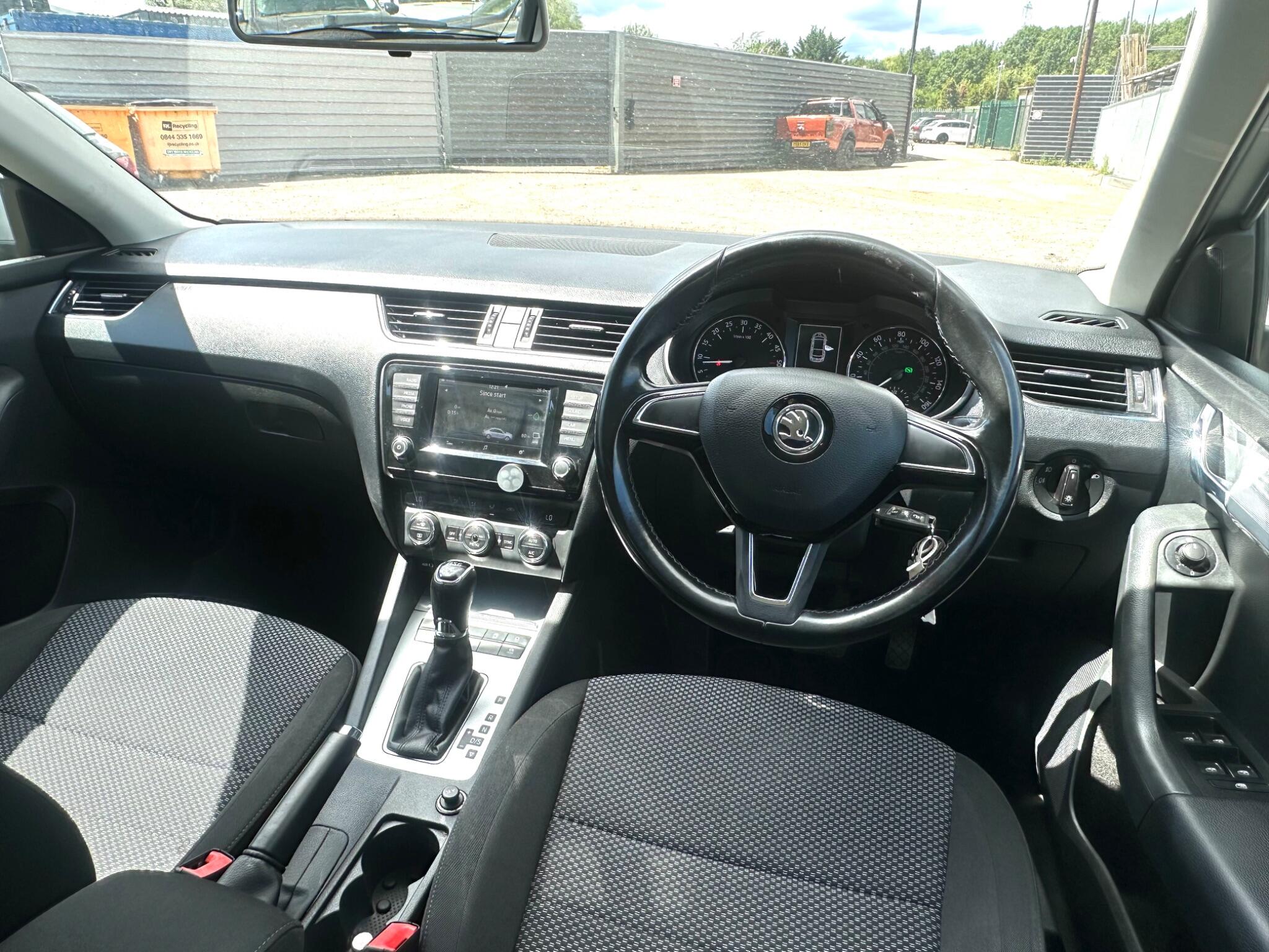 Skoda Octavia view 18