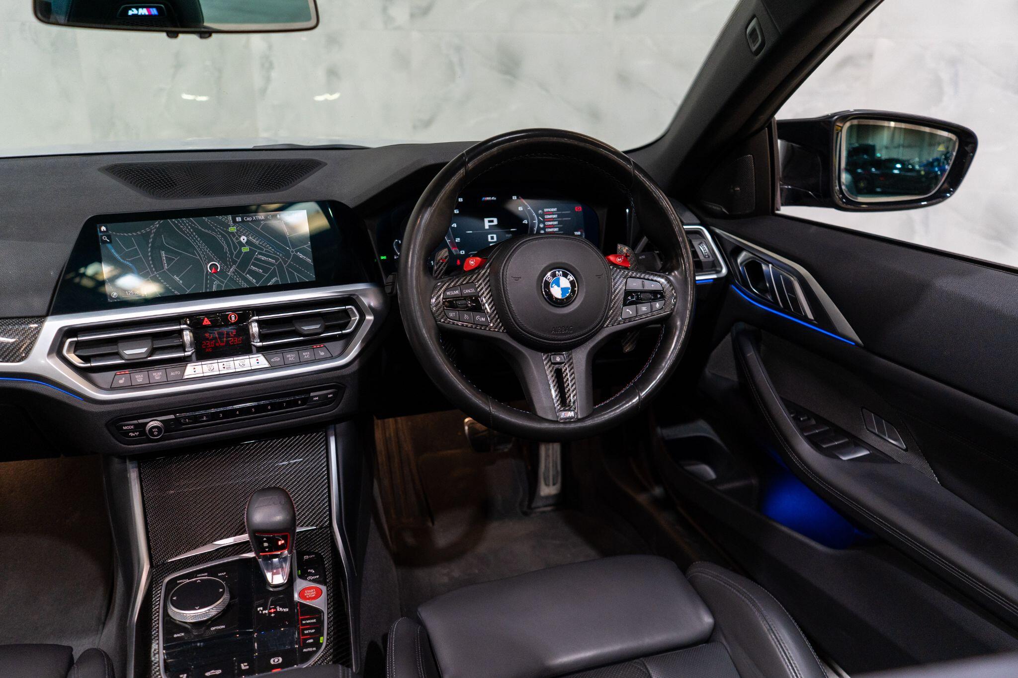 BMW M4 view 12