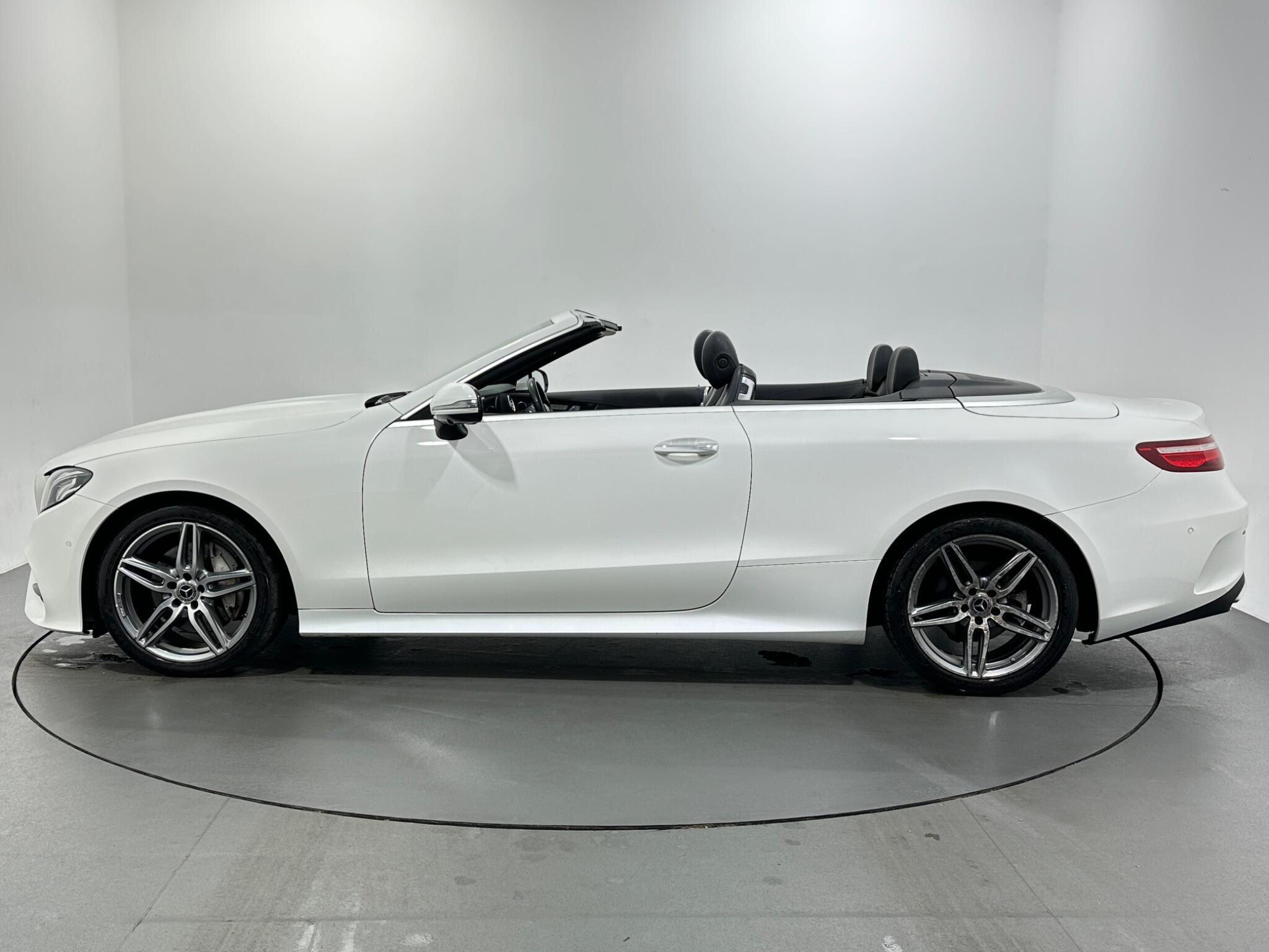 Mercedes-Benz E-Class view 5