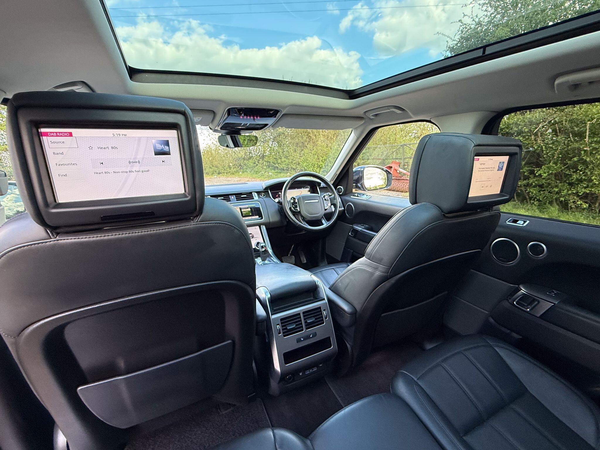 Land Rover Range Rover Sport view 9