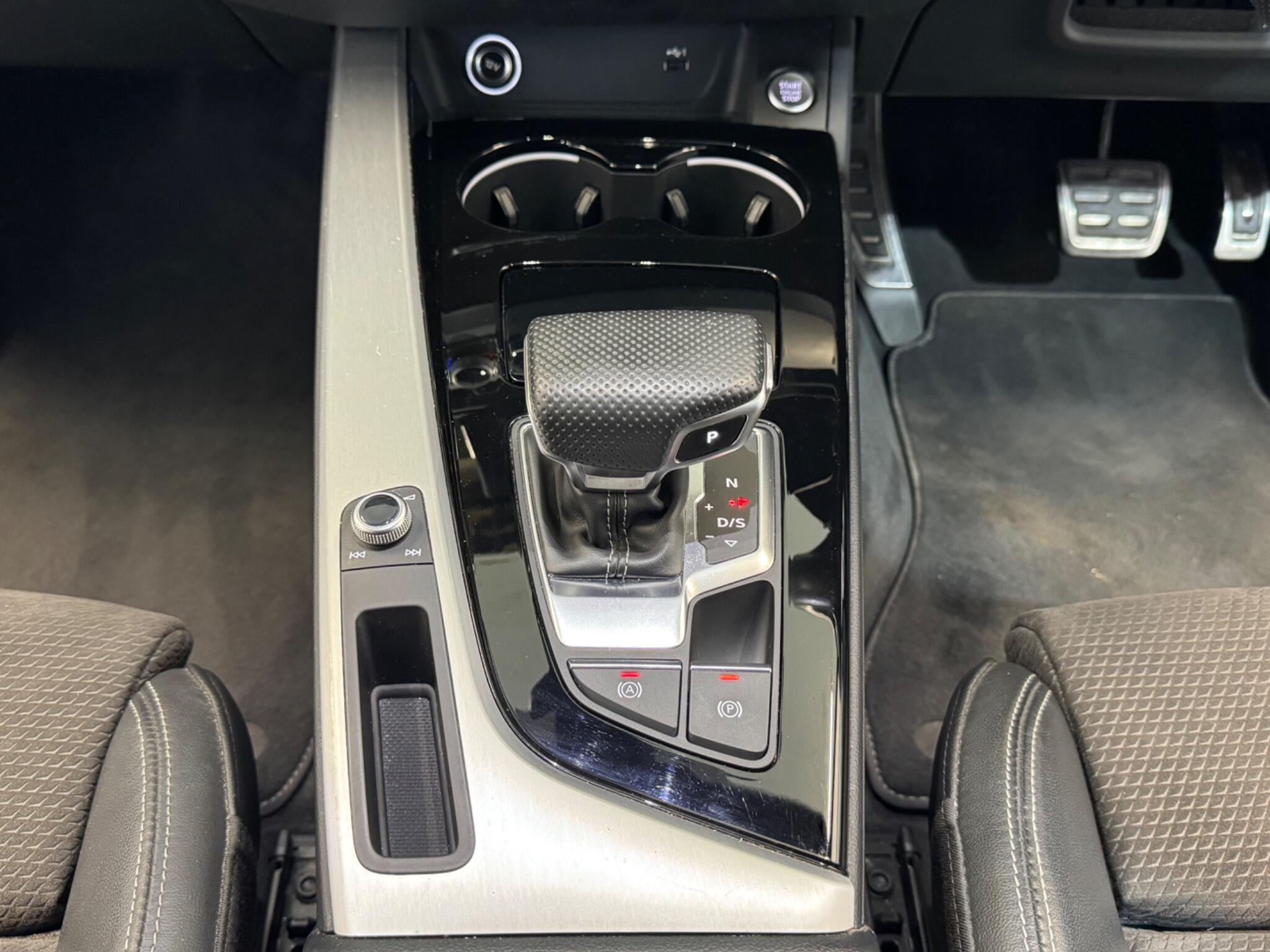 Audi A4 view 45