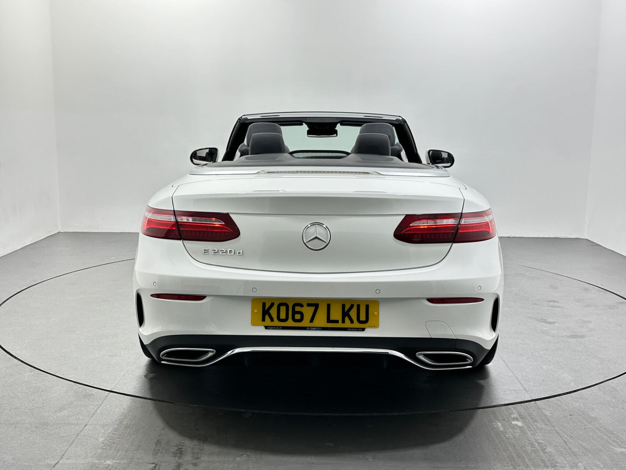 Mercedes-Benz E-Class view 7