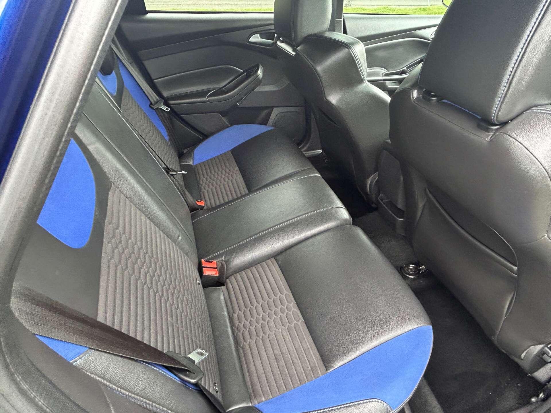 Ford Focus view 37