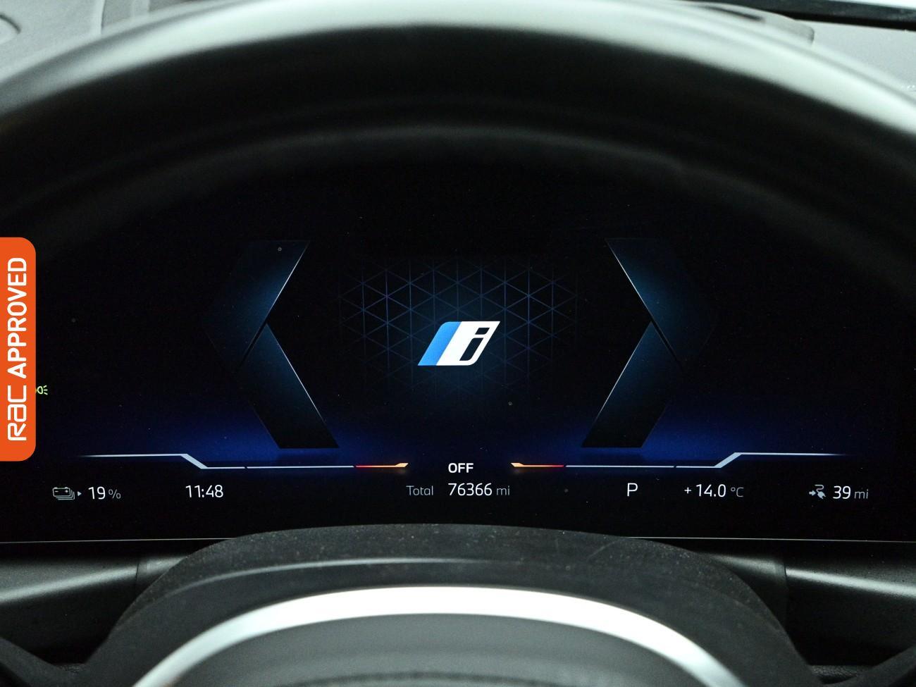 BMW I4 view 12