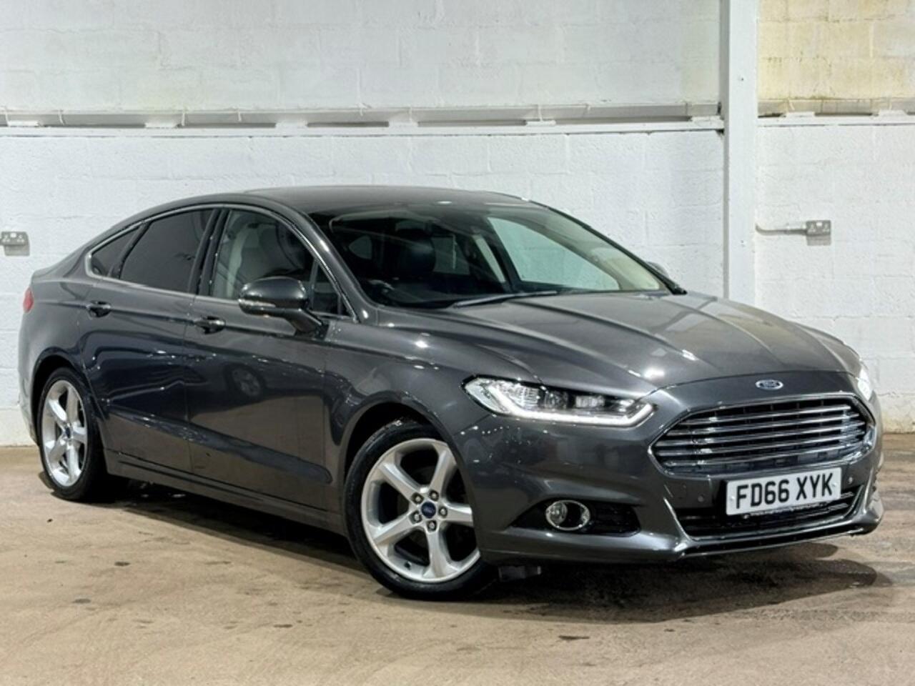 Ford Mondeo view 33