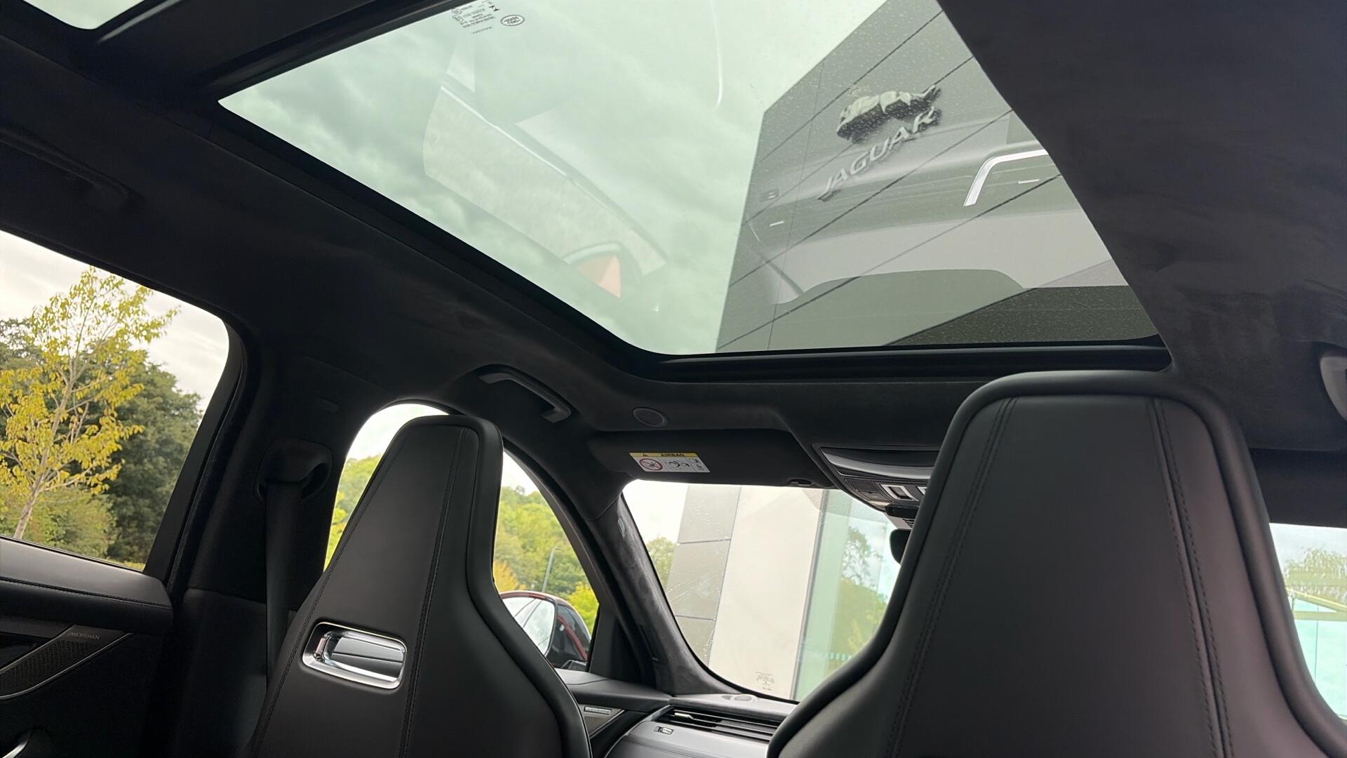 Jaguar F-Pace view 74