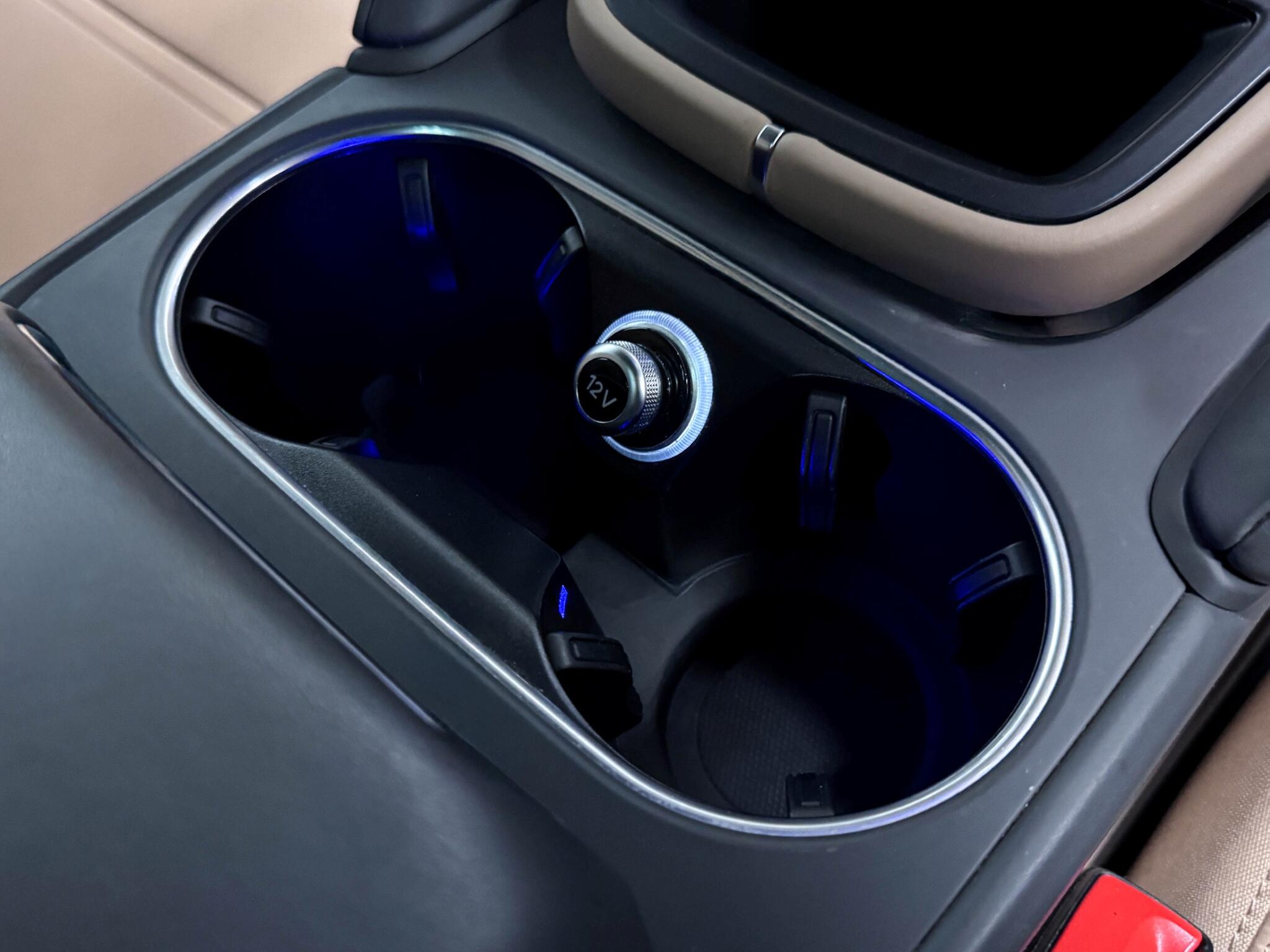 Porsche Cayenne view 47