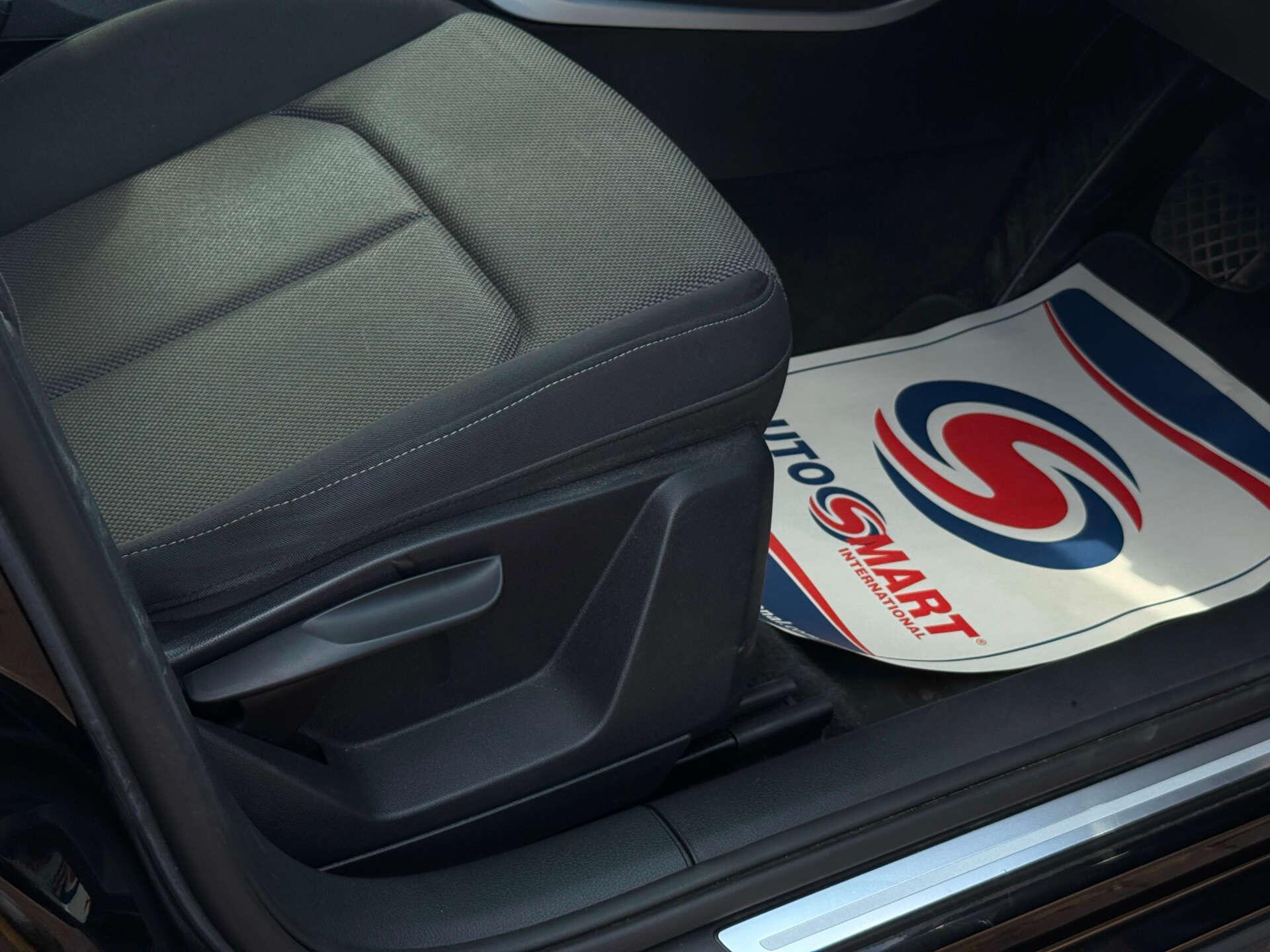 Audi Q2 view 21