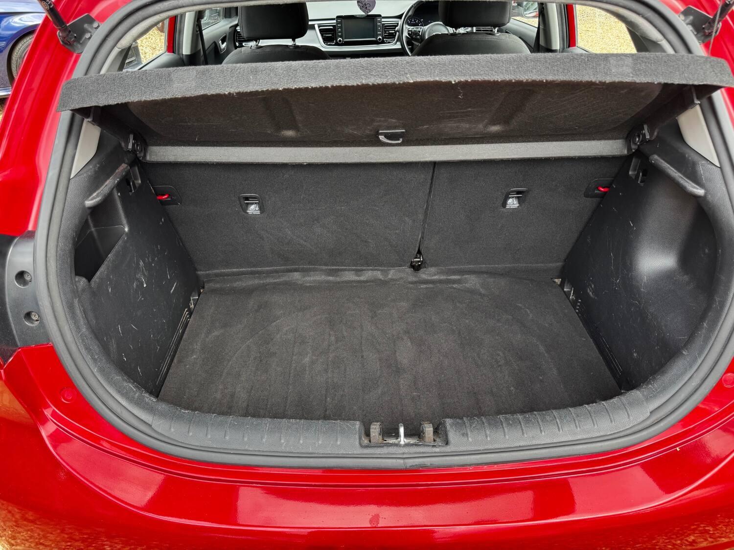 Kia Rio view 11