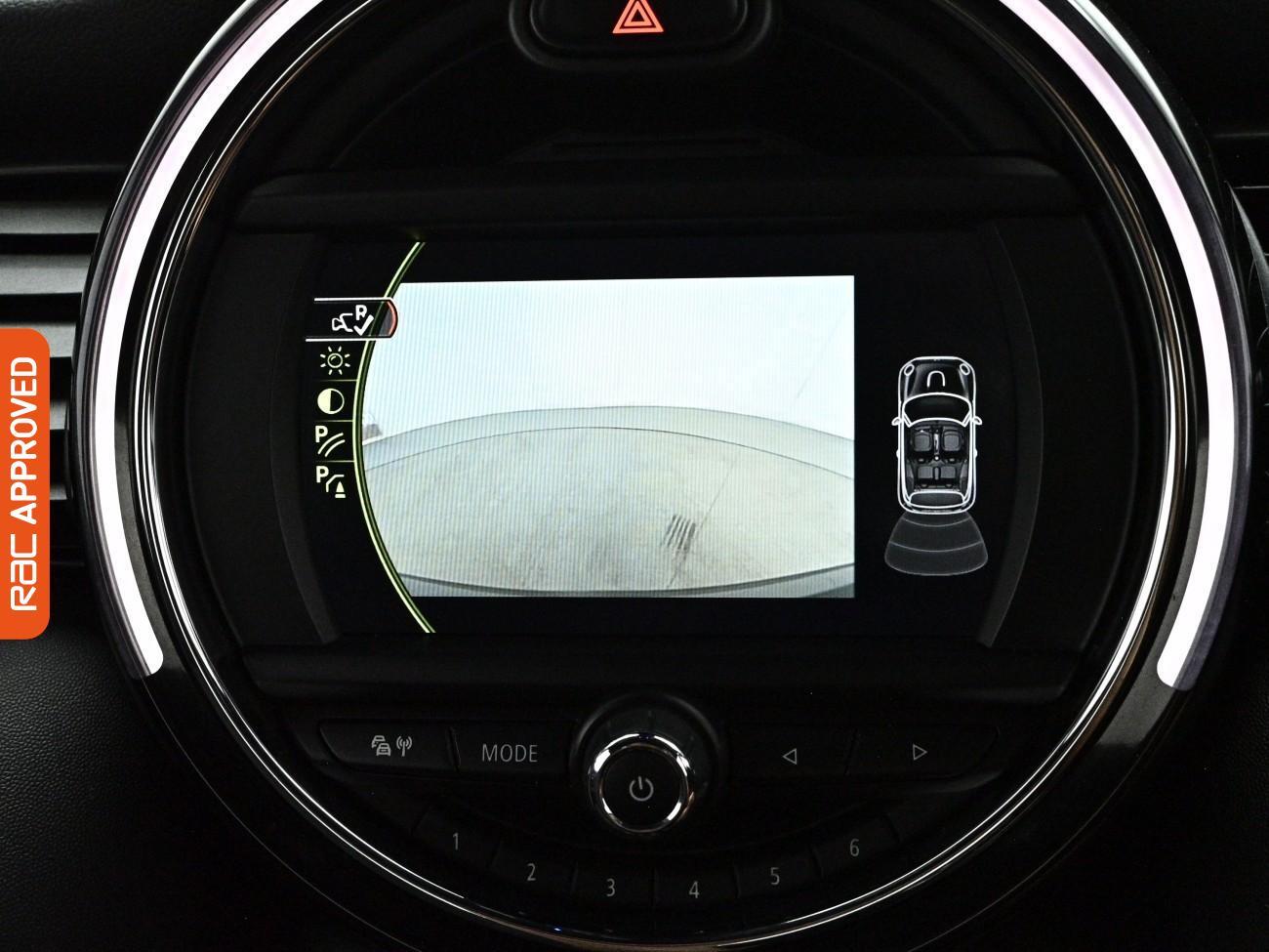 Mini Convertible view 11