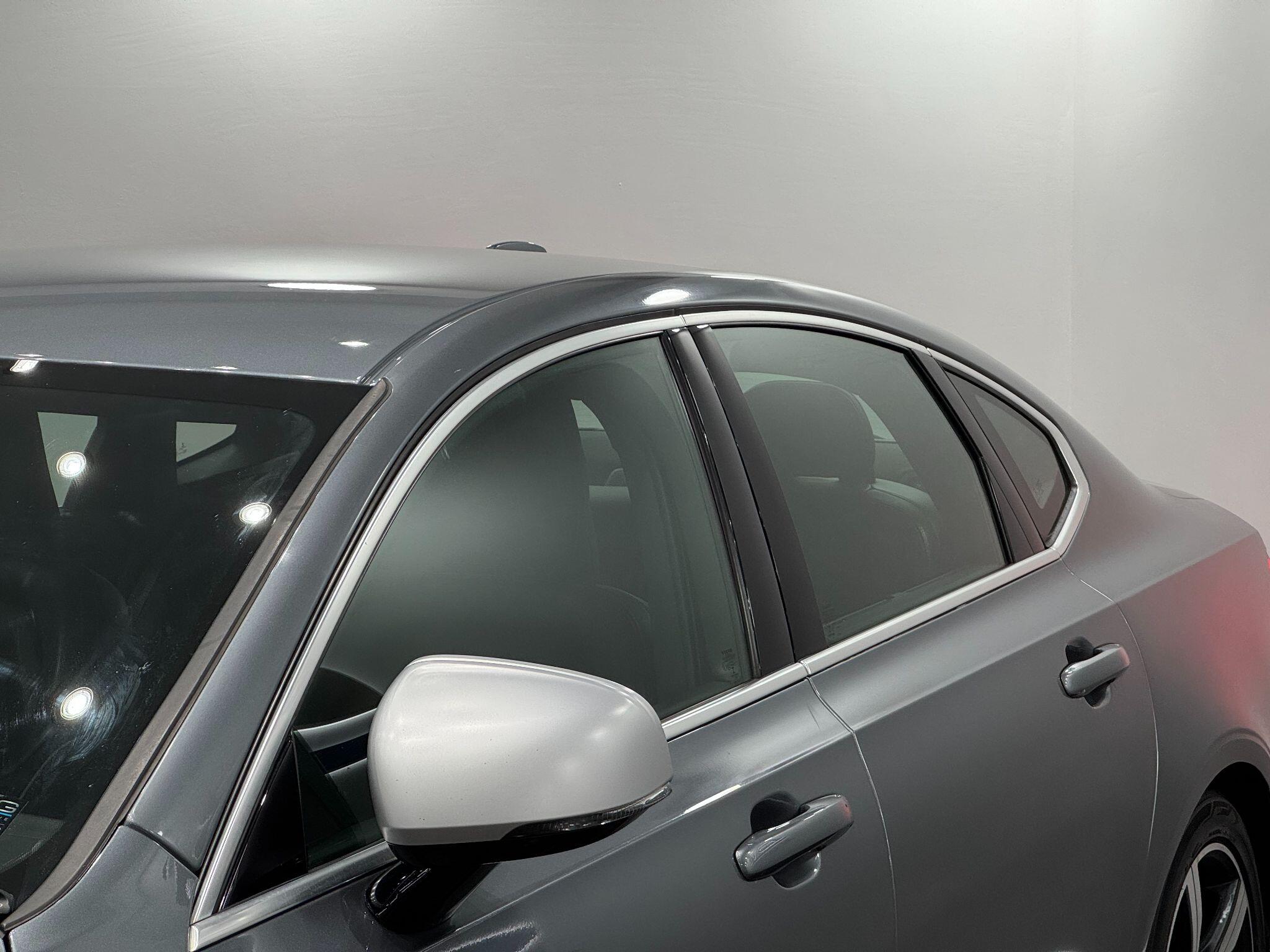 Volvo S90 view 15
