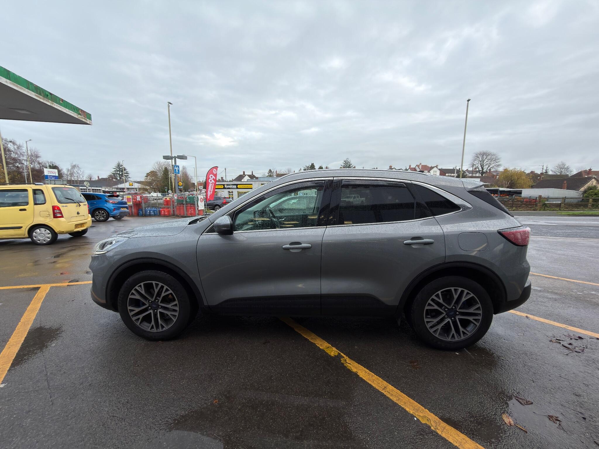 2020 Ford Kuga 1.5 EcoBlue Titanium First Edition Auto Euro 6 (s/s) 5dr • 53,300 miles image 5