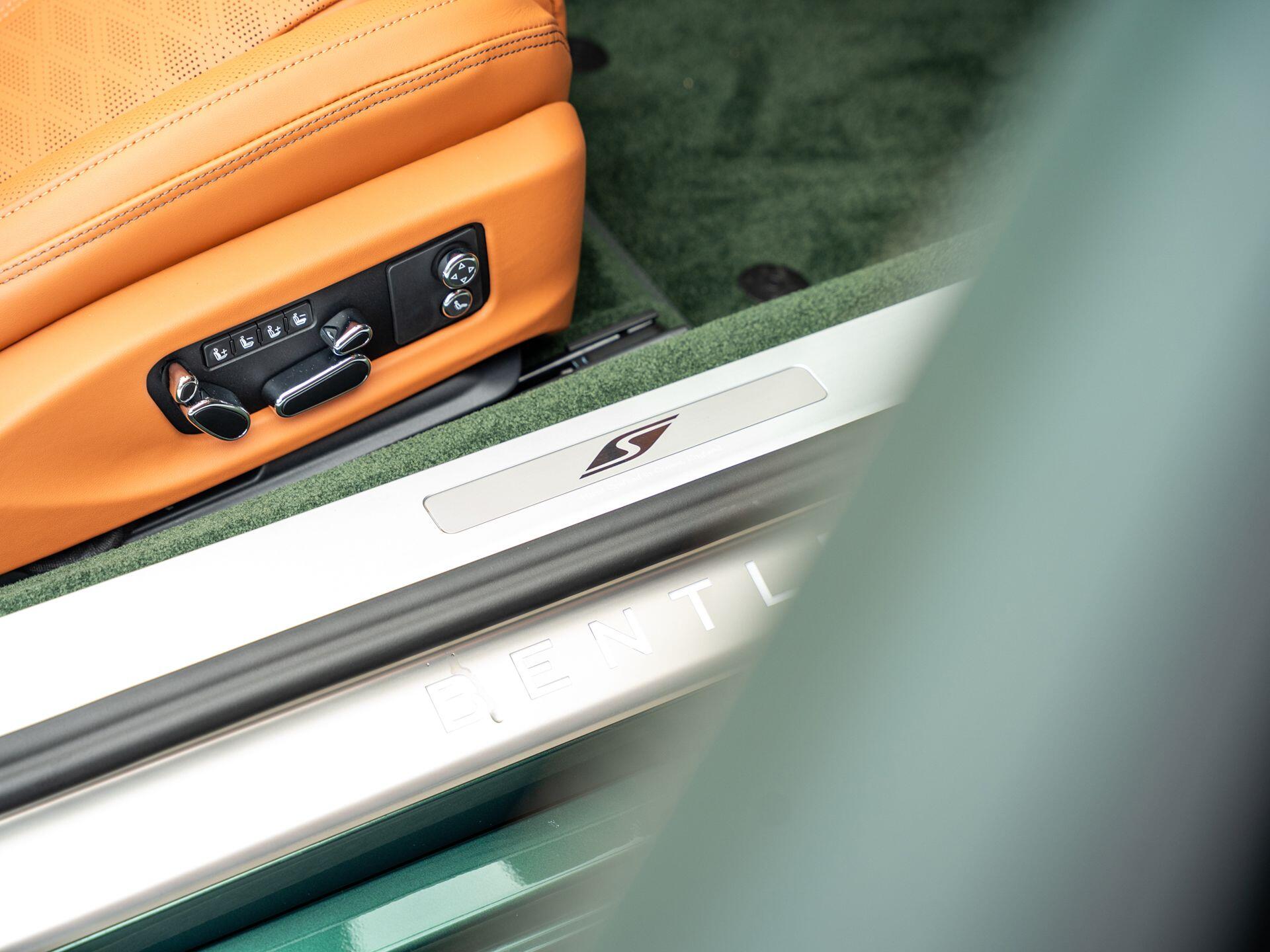 Bentley Continental view 36