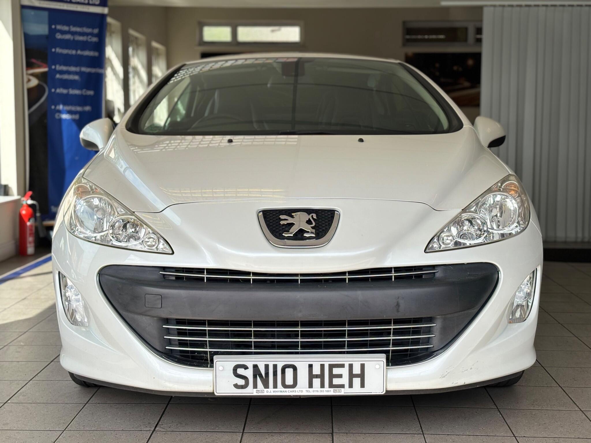 Peugeot 308 view 3