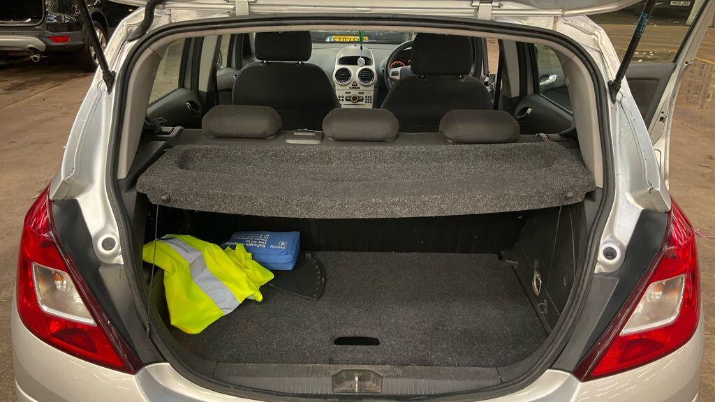 Vauxhall Corsa view 7